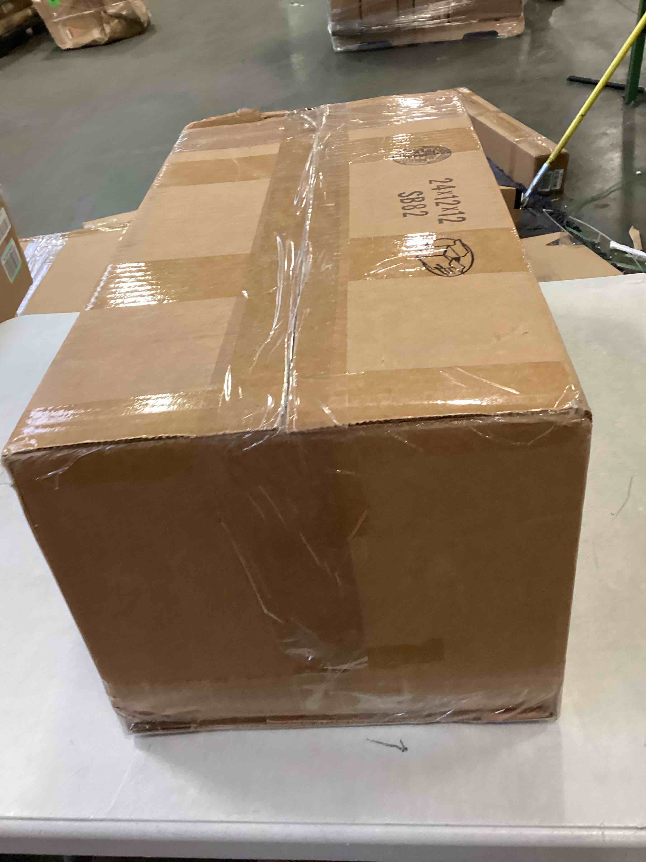 https://s3.amazonaws.com/lotting-images-prod/bidfta/ORG5757502_1706024216309.jpeg