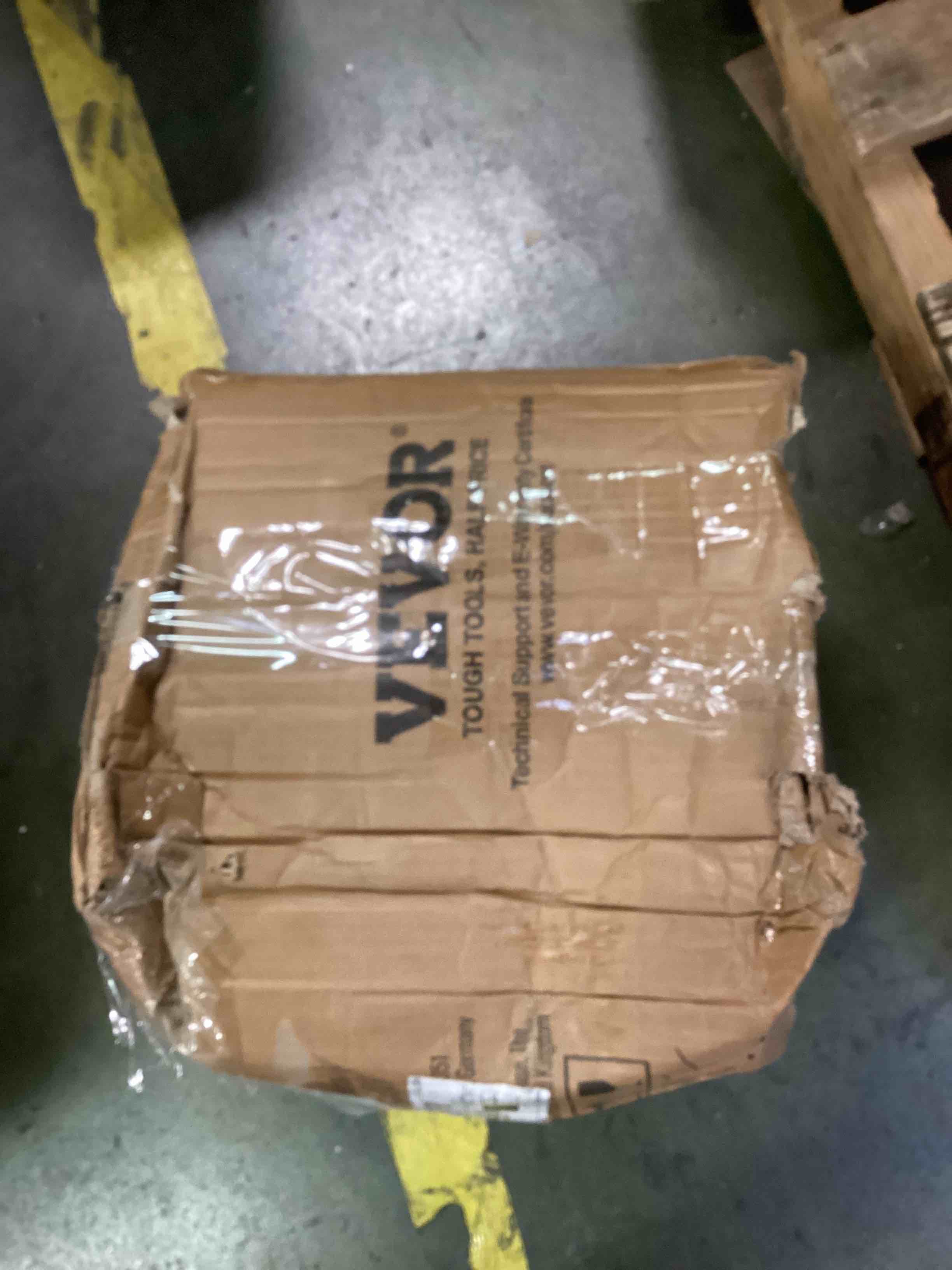 https://s3.amazonaws.com/lotting-images-prod/bidfta/ORG5757536_1706028776469.jpeg