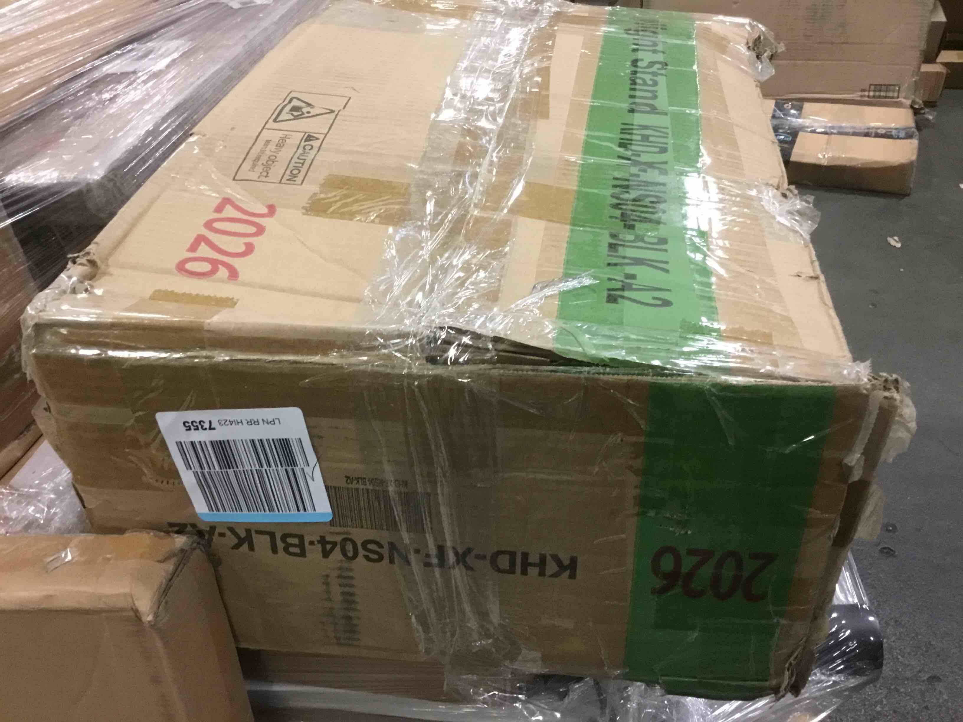 https://s3.amazonaws.com/lotting-images-prod/bidfta/ORG5757748_1706128519394.jpeg