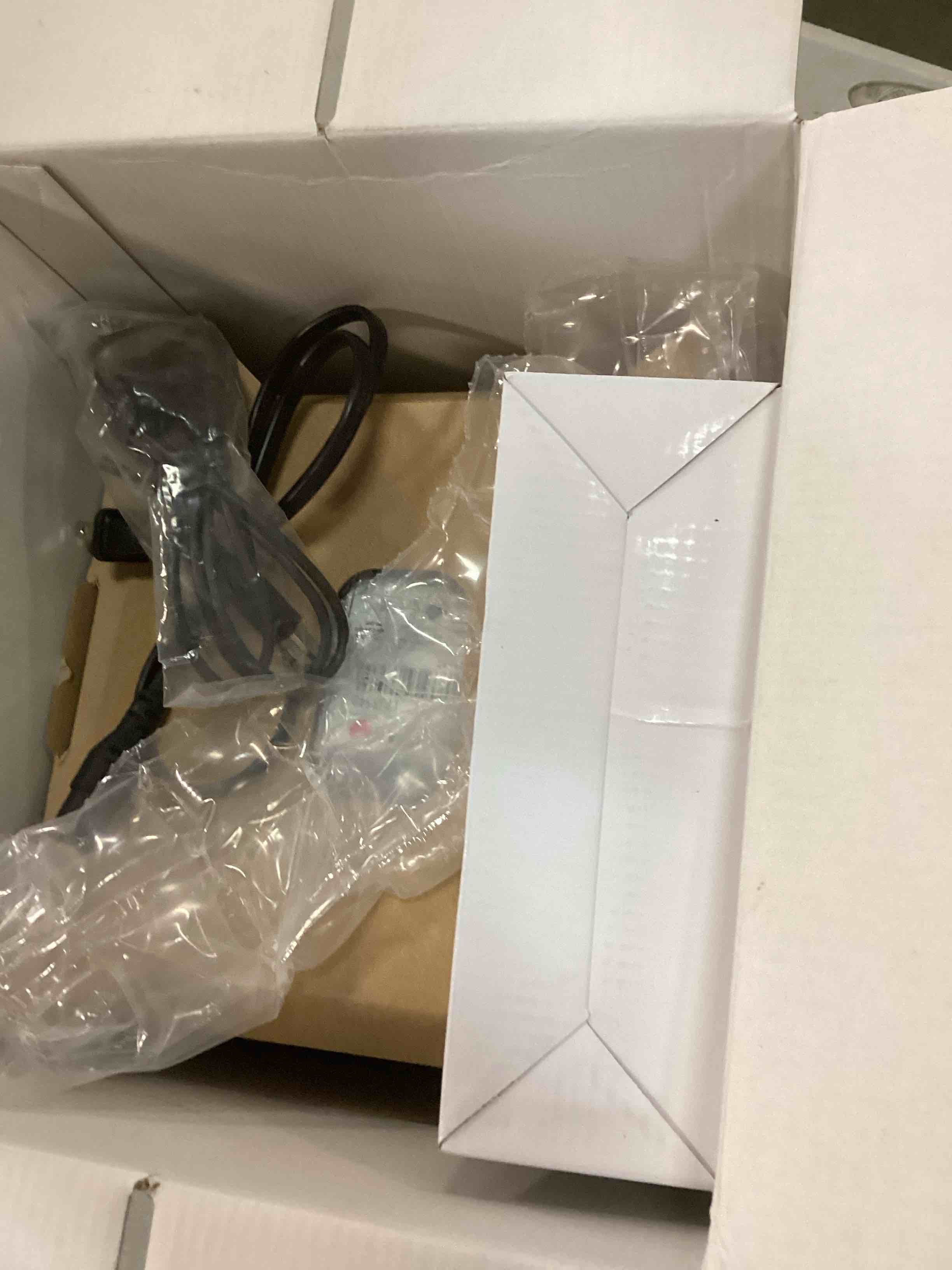 https://s3.amazonaws.com/lotting-images-prod/bidfta/ORG5759340_1706123517707.jpeg