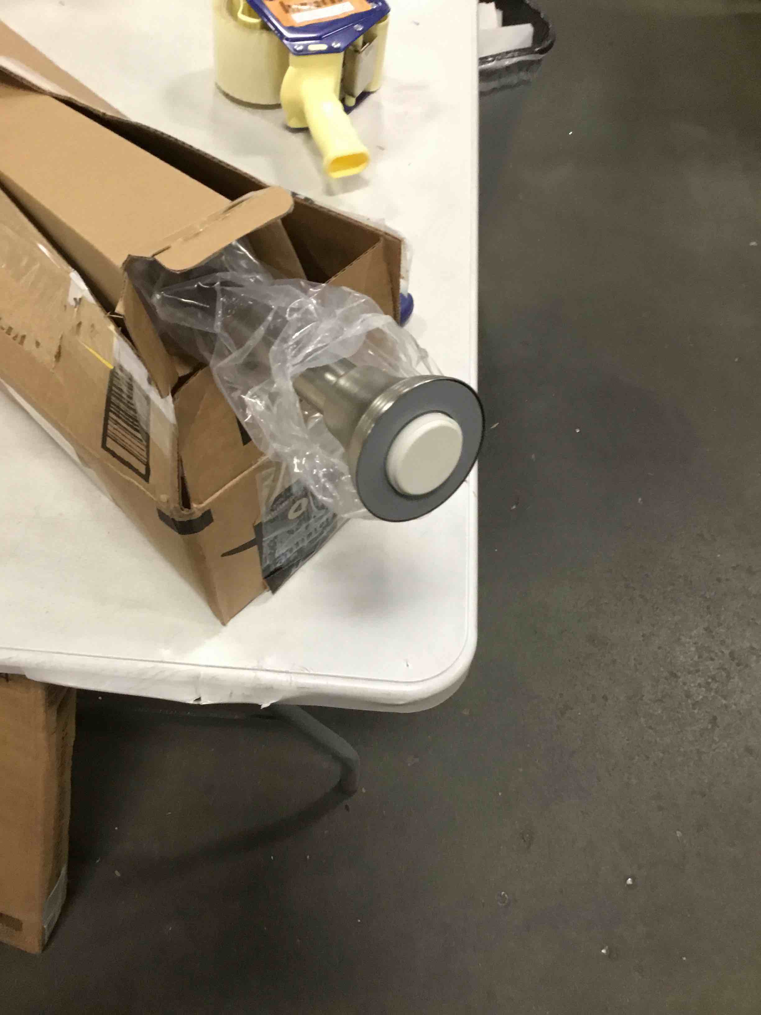 https://s3.amazonaws.com/lotting-images-prod/bidfta/ORG5762341_1706621689827.jpeg