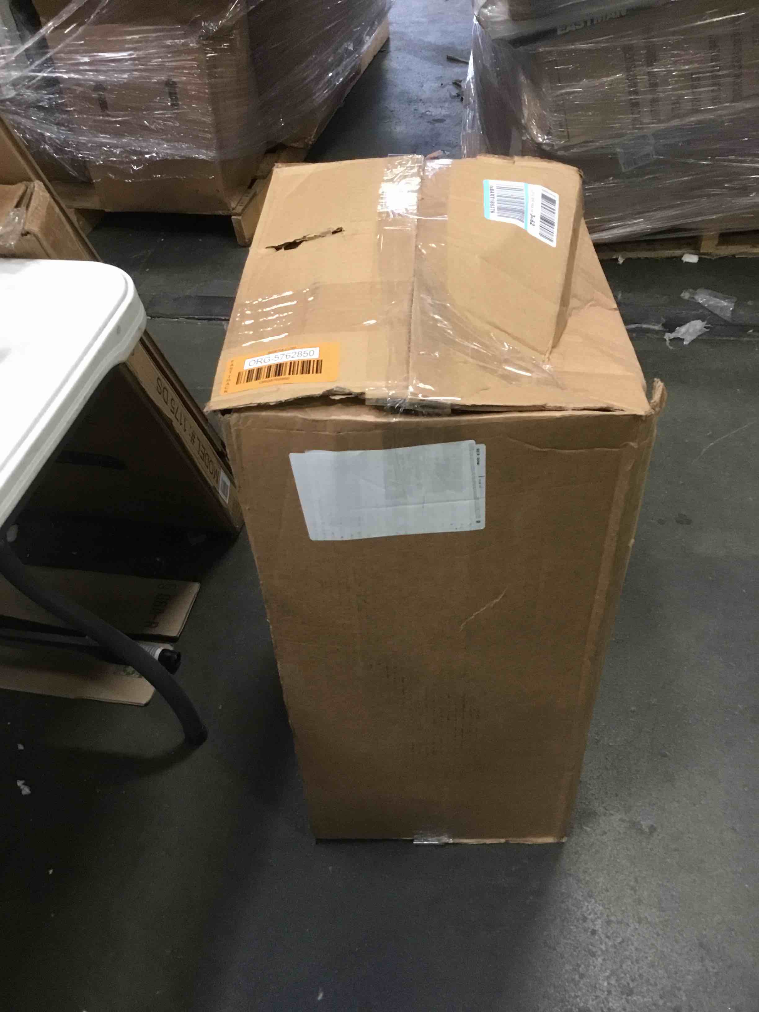 https://s3.amazonaws.com/lotting-images-prod/bidfta/ORG5762850_1706908615332.jpeg