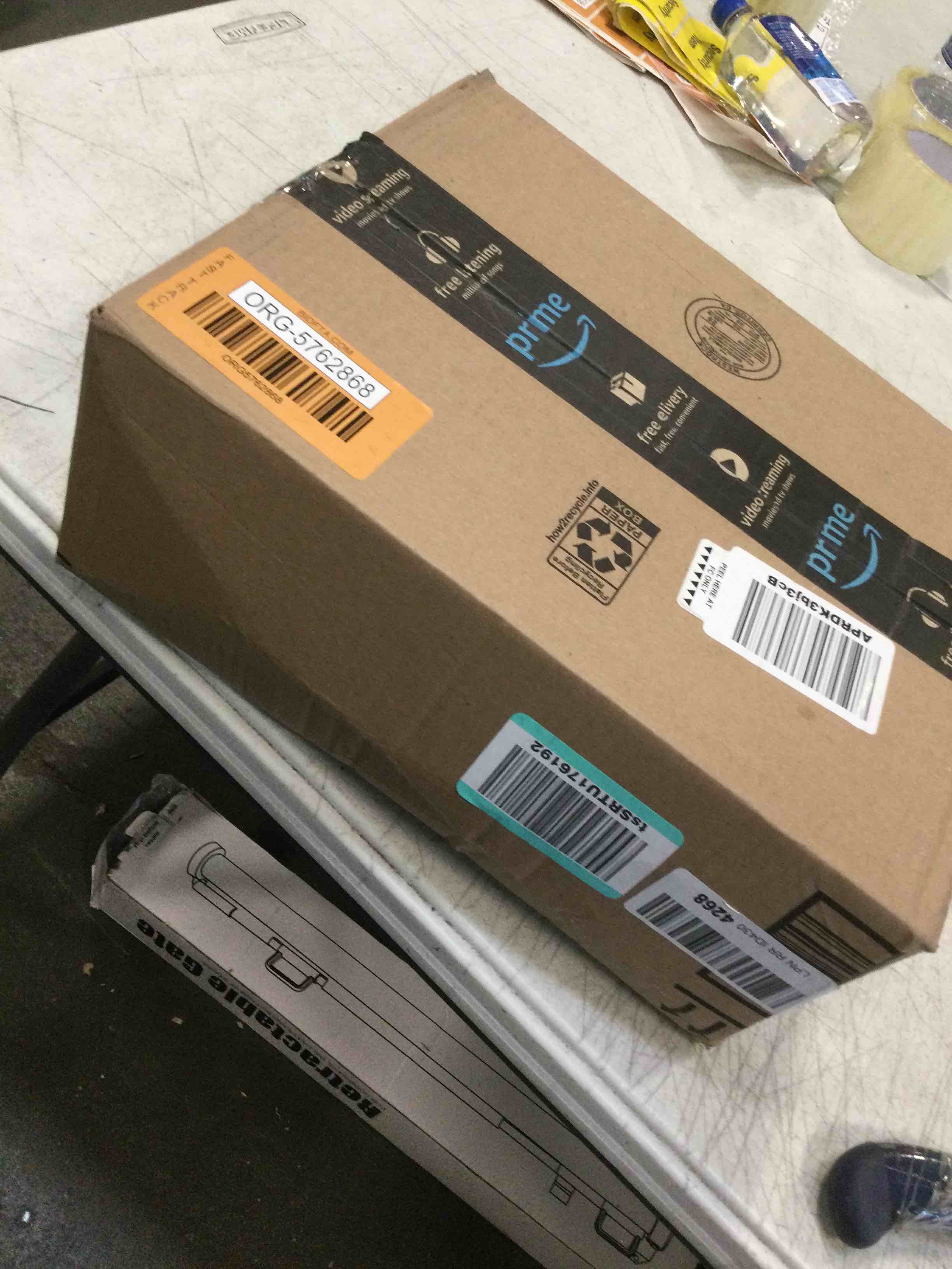 https://s3.amazonaws.com/lotting-images-prod/bidfta/ORG5762868_1707142242356.jpeg