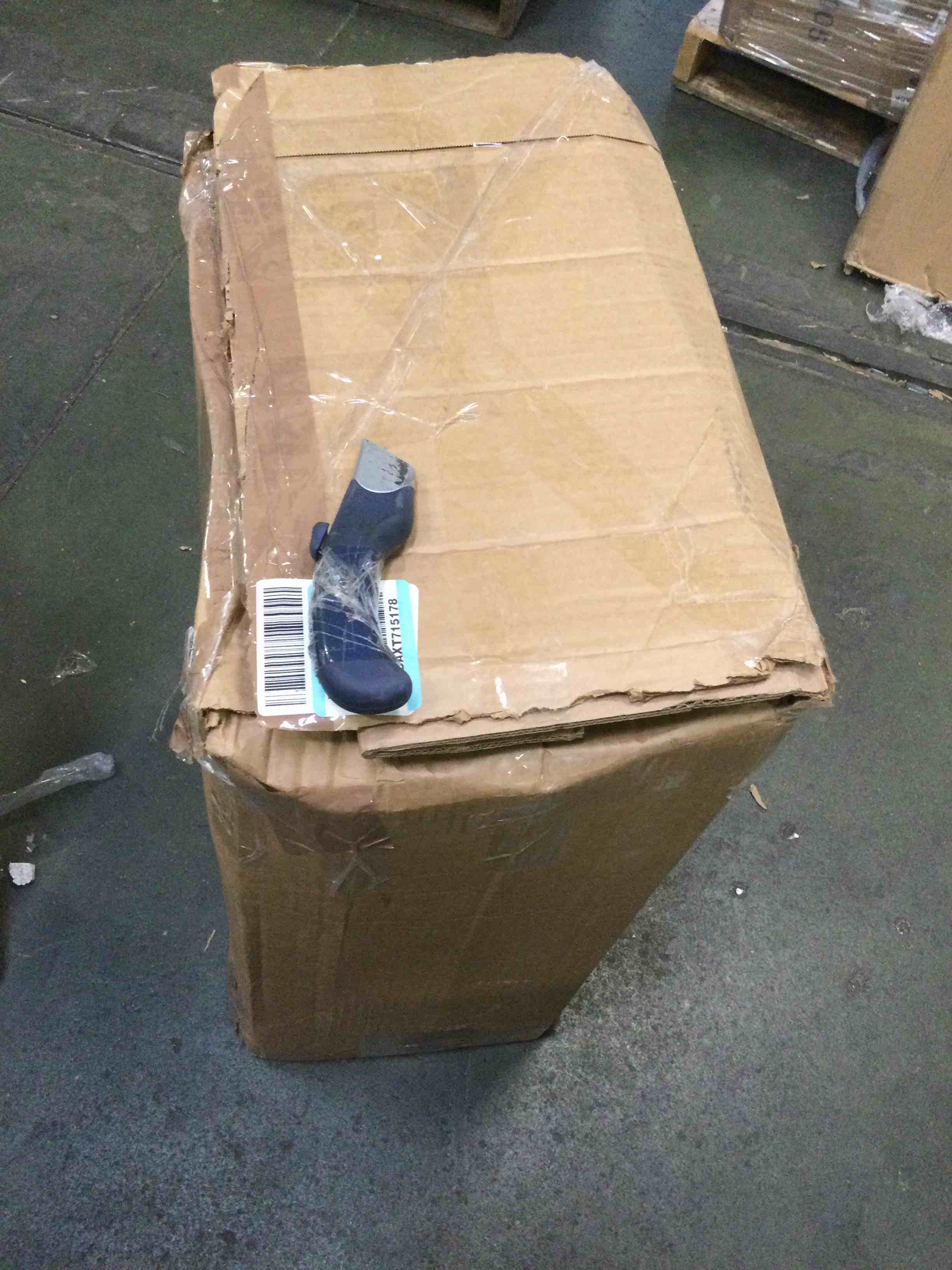 https://s3.amazonaws.com/lotting-images-prod/bidfta/ORG5762955_1707163789956.jpeg