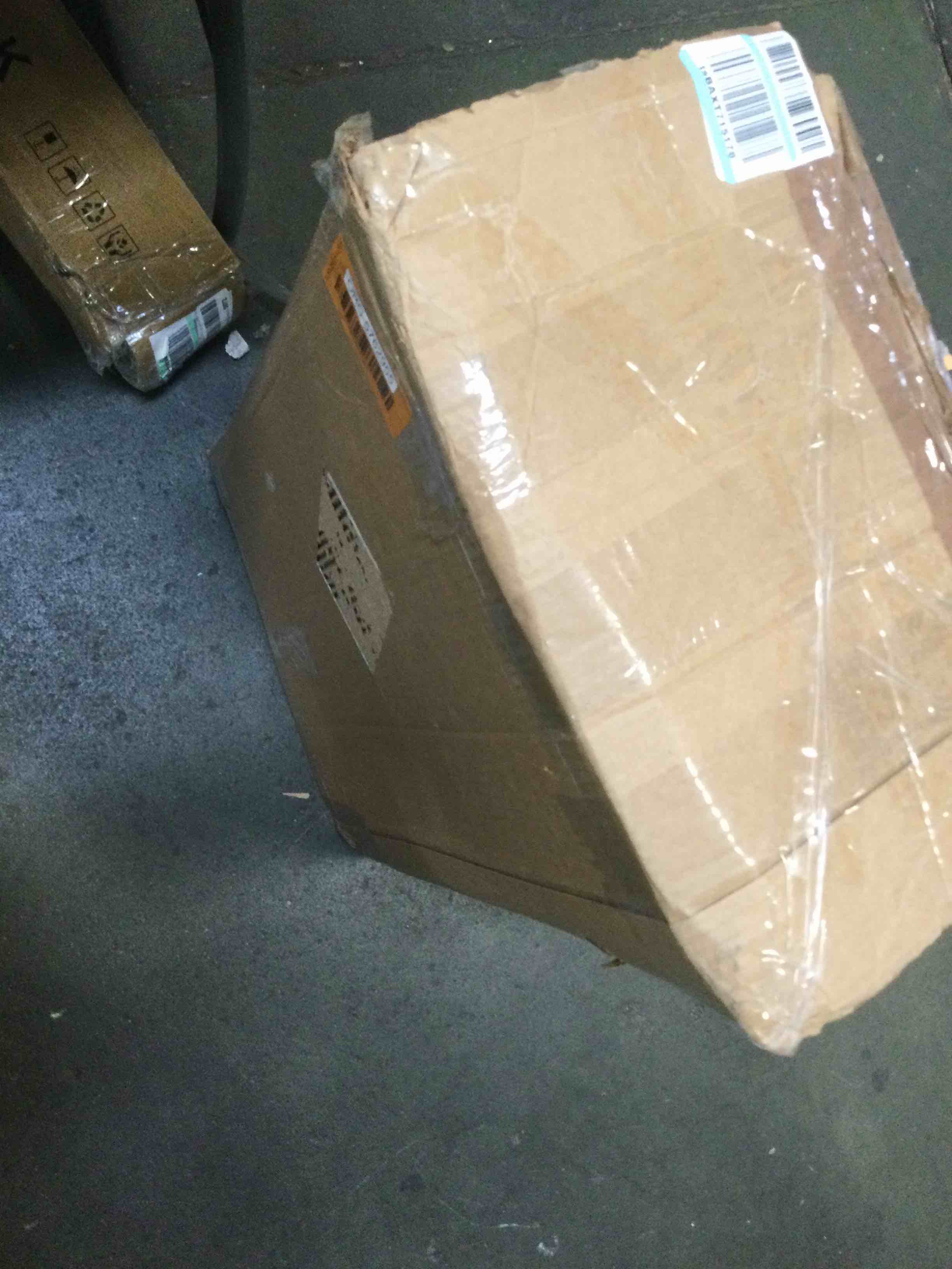 https://s3.amazonaws.com/lotting-images-prod/bidfta/ORG5762955_1707163866175.jpeg
