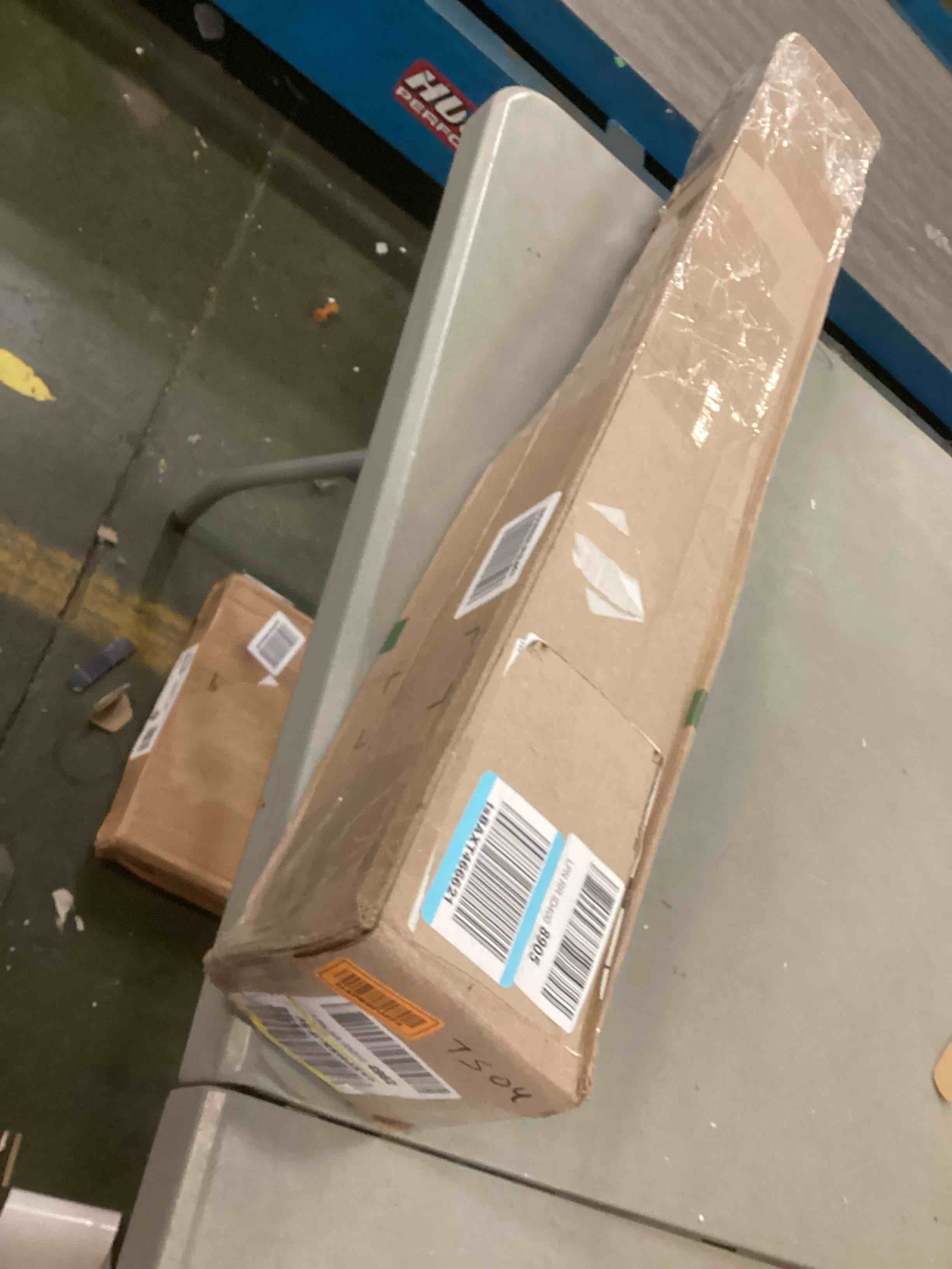 https://s3.amazonaws.com/lotting-images-prod/bidfta/ORG5763831_1705862168885.jpeg