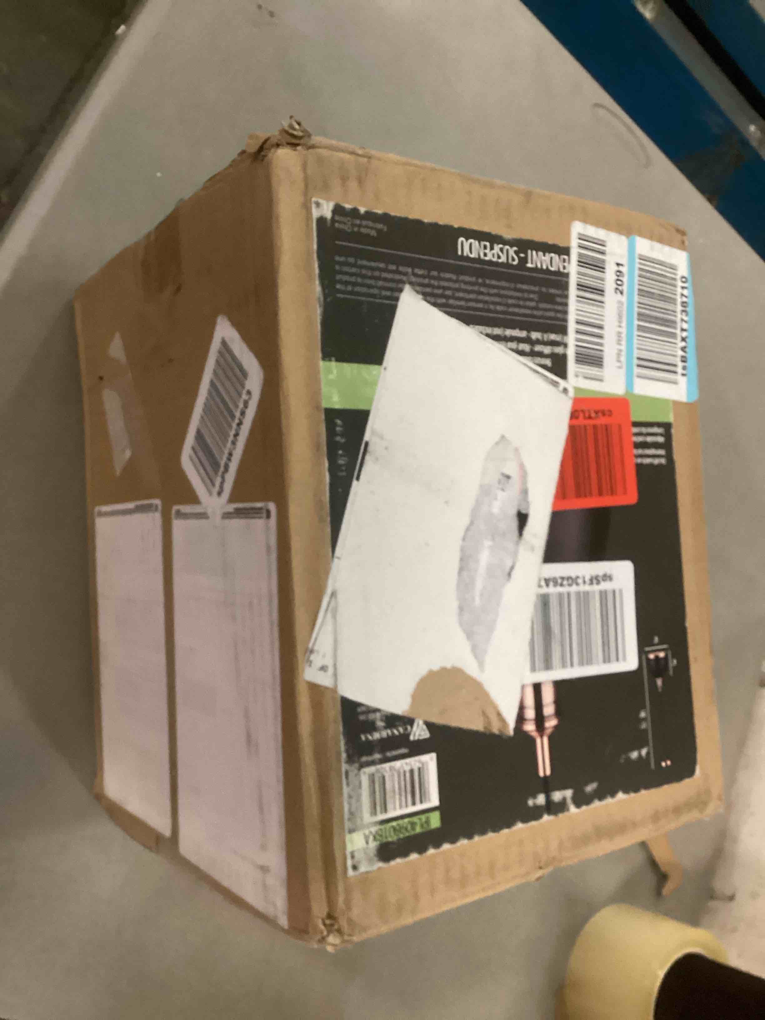 https://s3.amazonaws.com/lotting-images-prod/bidfta/ORG5763860_1705864627079.jpeg