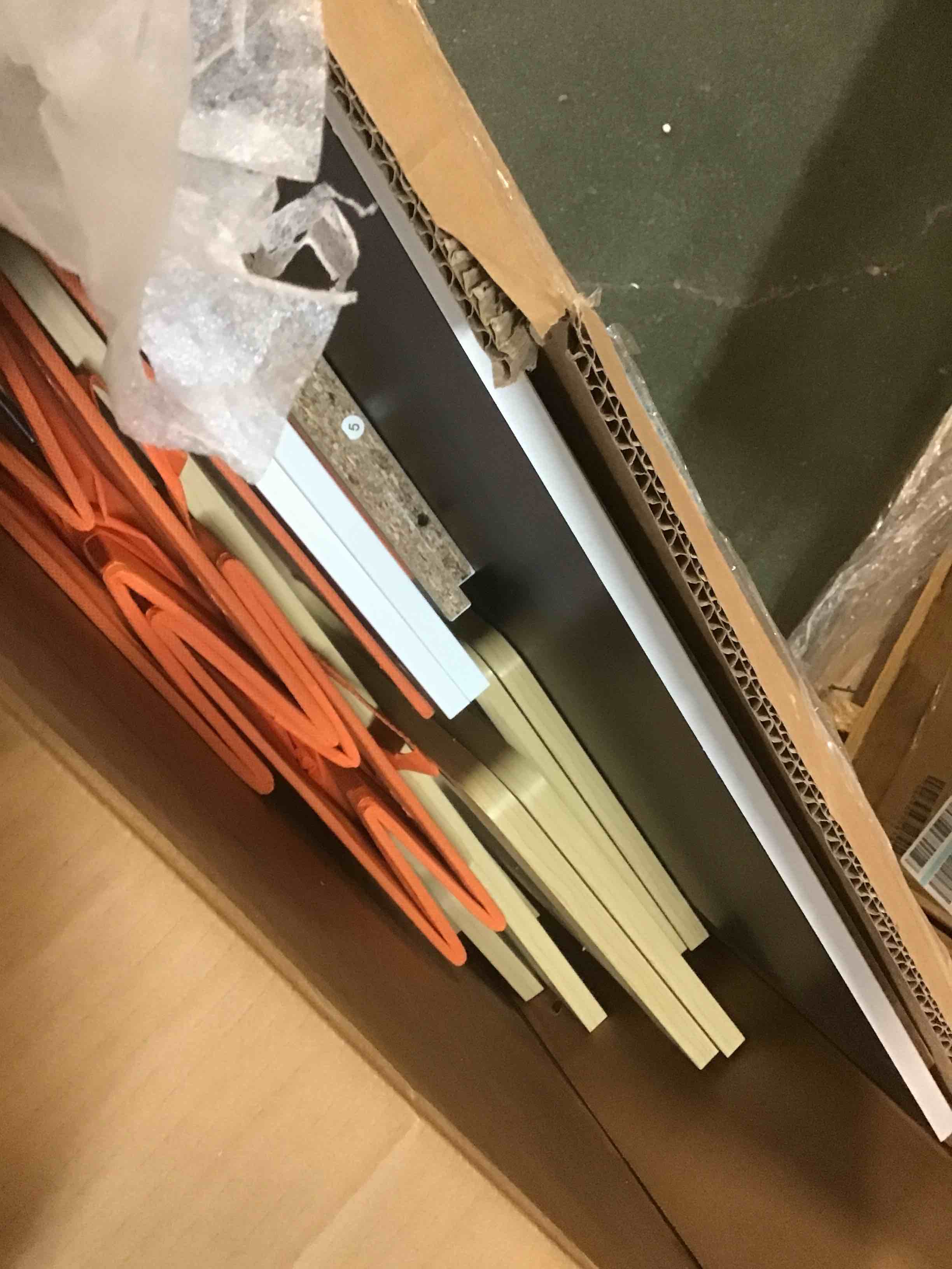 https://s3.amazonaws.com/lotting-images-prod/bidfta/ORG5764821_1706184994789.jpeg