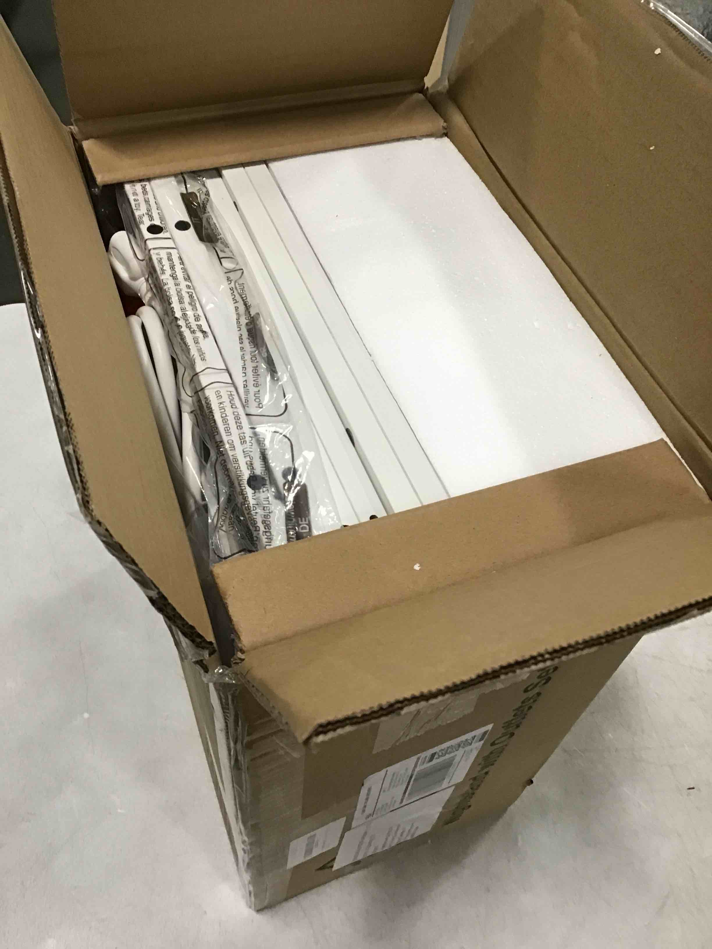 https://s3.amazonaws.com/lotting-images-prod/bidfta/ORG5766299_1706533232702.jpeg