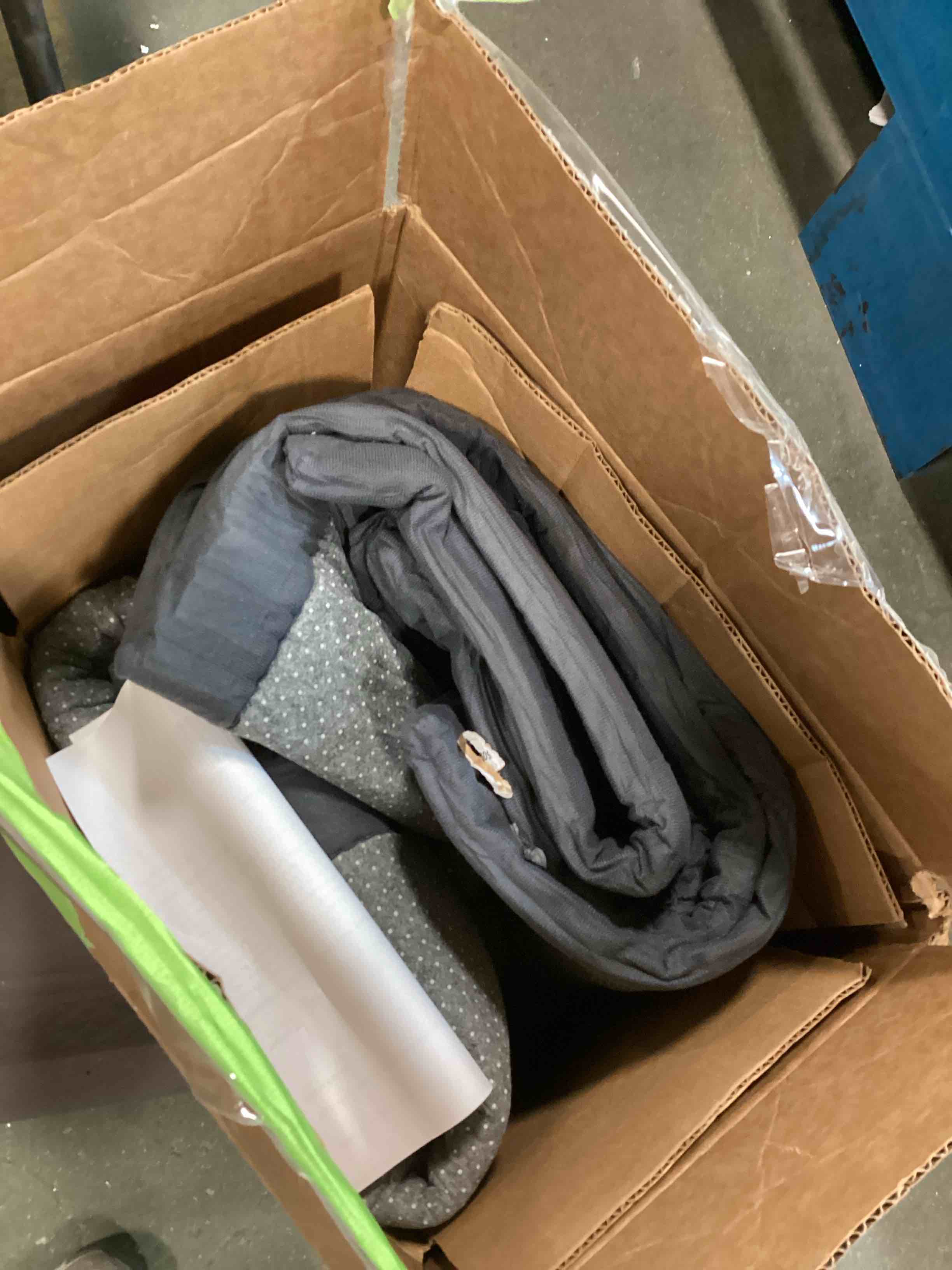 https://s3.amazonaws.com/lotting-images-prod/bidfta/ORG5766573_1706017082063.jpeg