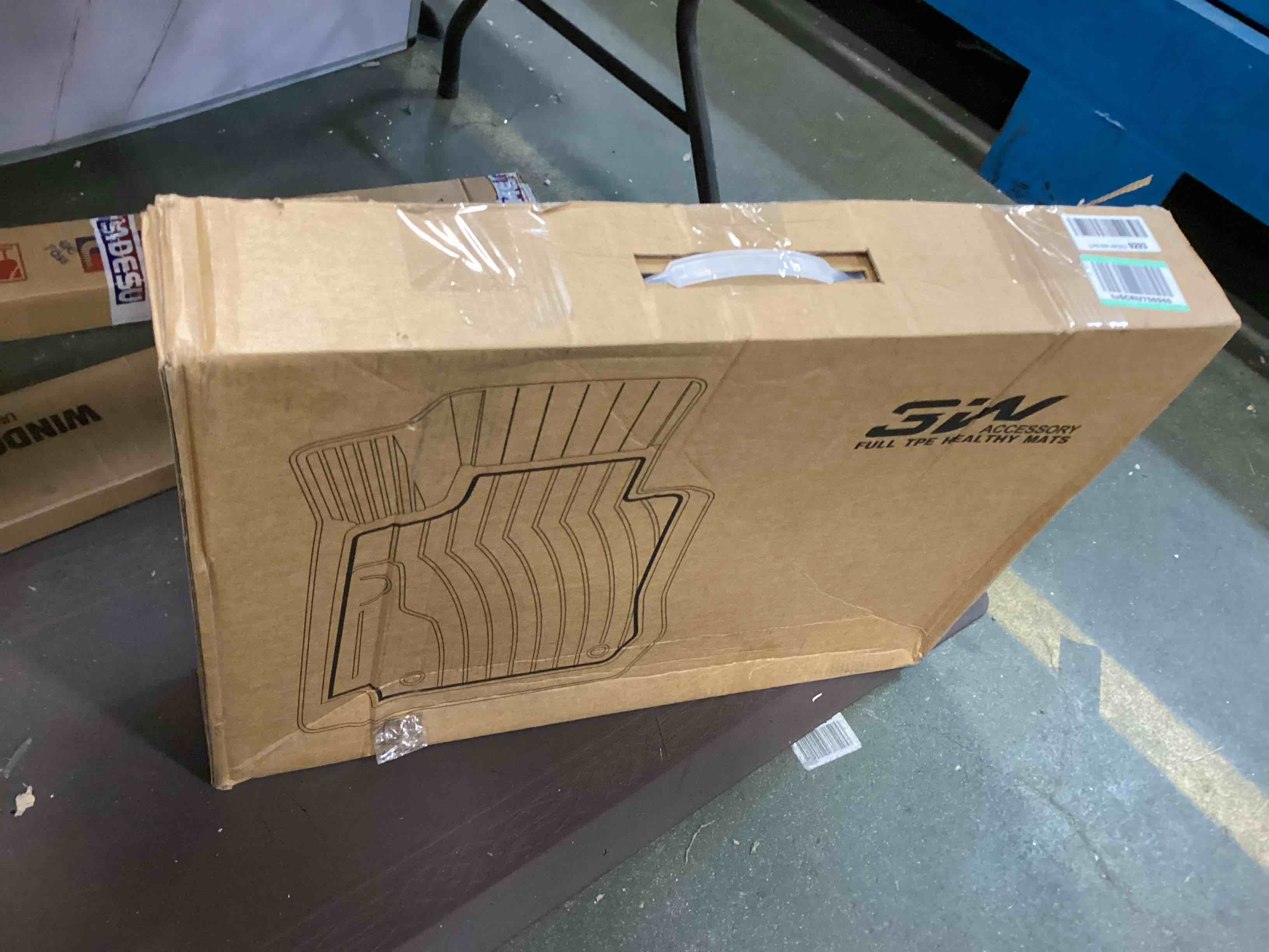 https://s3.amazonaws.com/lotting-images-prod/bidfta/ORG5766782_1706035781782.jpeg