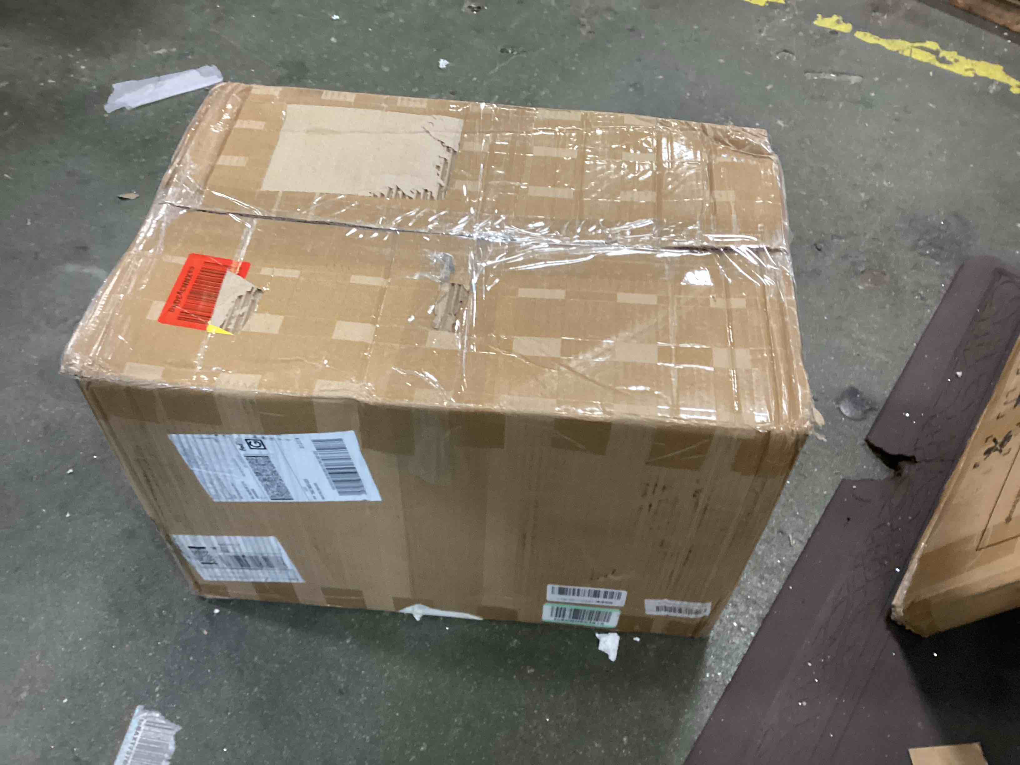 https://s3.amazonaws.com/lotting-images-prod/bidfta/ORG5766827_1706039050685.jpeg