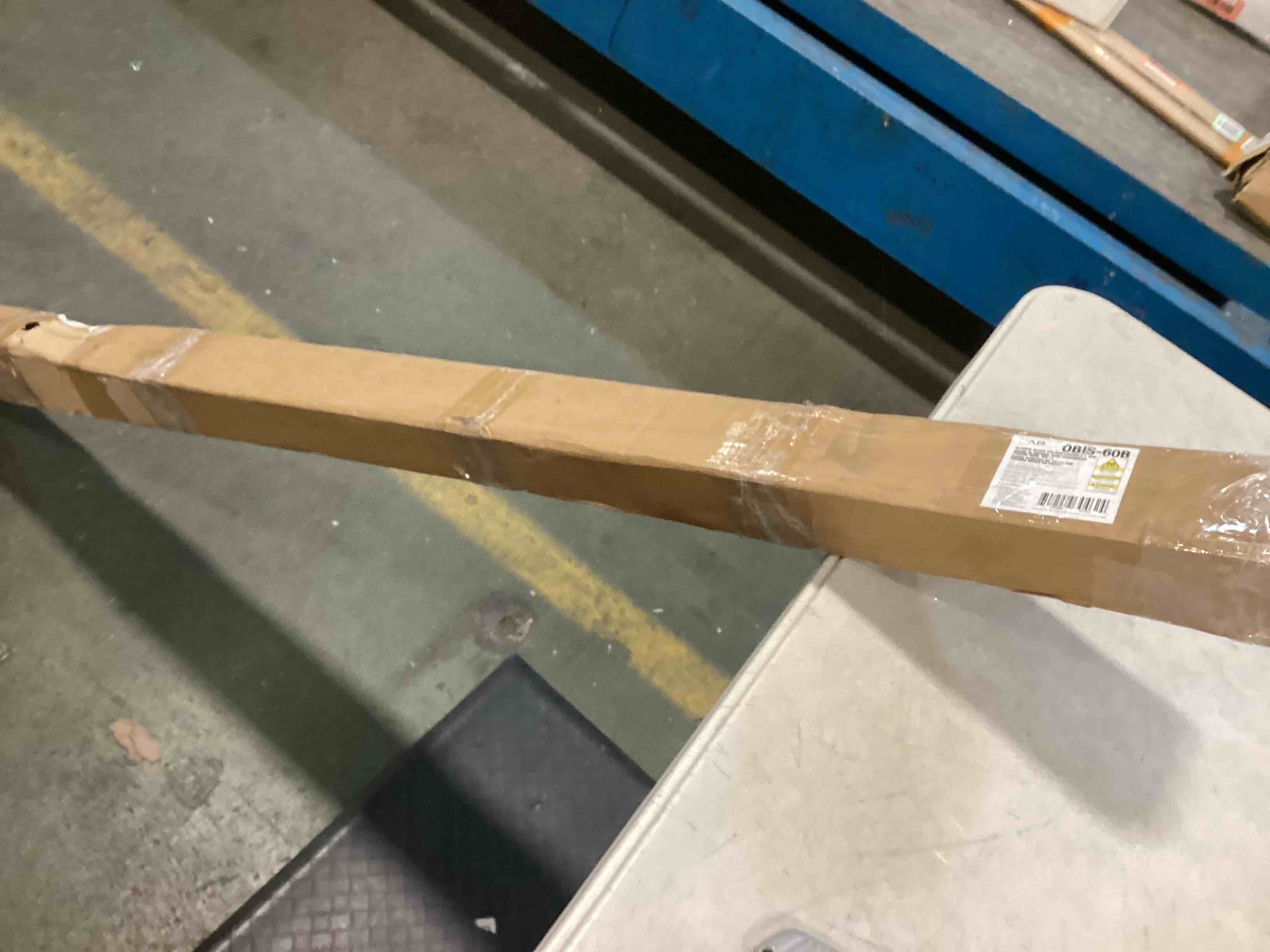 https://s3.amazonaws.com/lotting-images-prod/bidfta/ORG5766900_1706099583046.jpeg