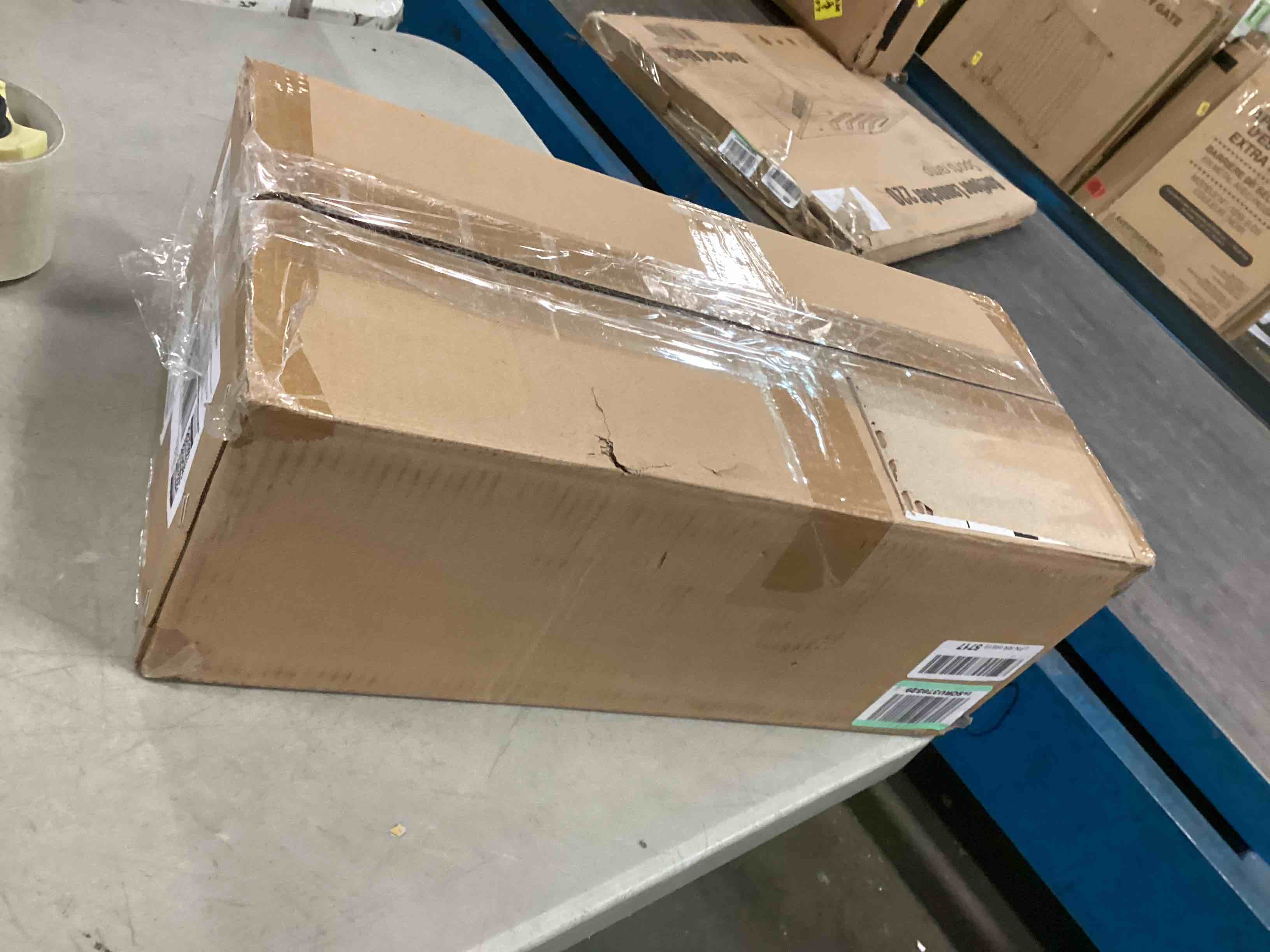 https://s3.amazonaws.com/lotting-images-prod/bidfta/ORG5767501_1706199016764.jpeg
