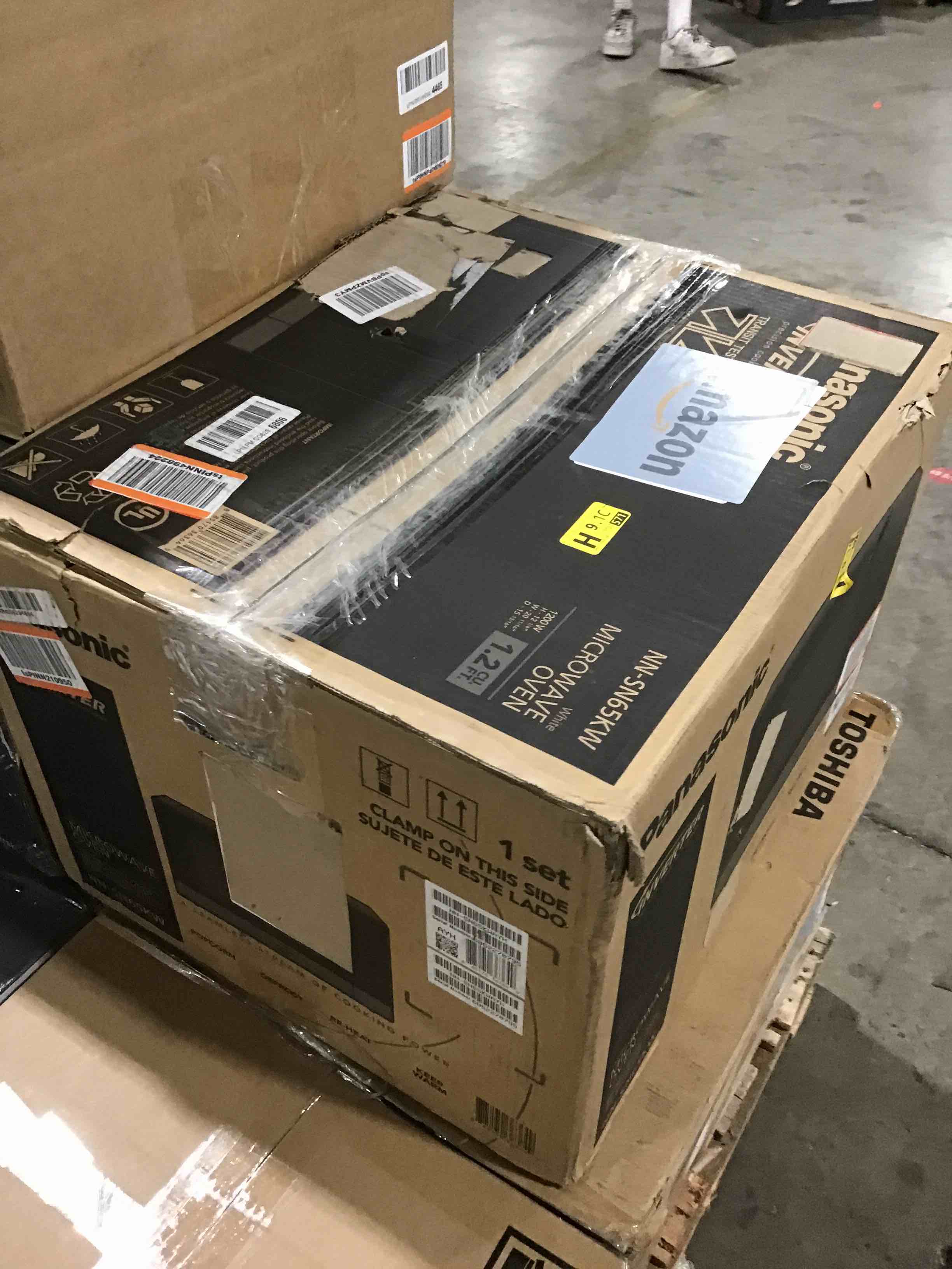 https://s3.amazonaws.com/lotting-images-prod/bidfta/ORG5768710_1714503809919.jpeg