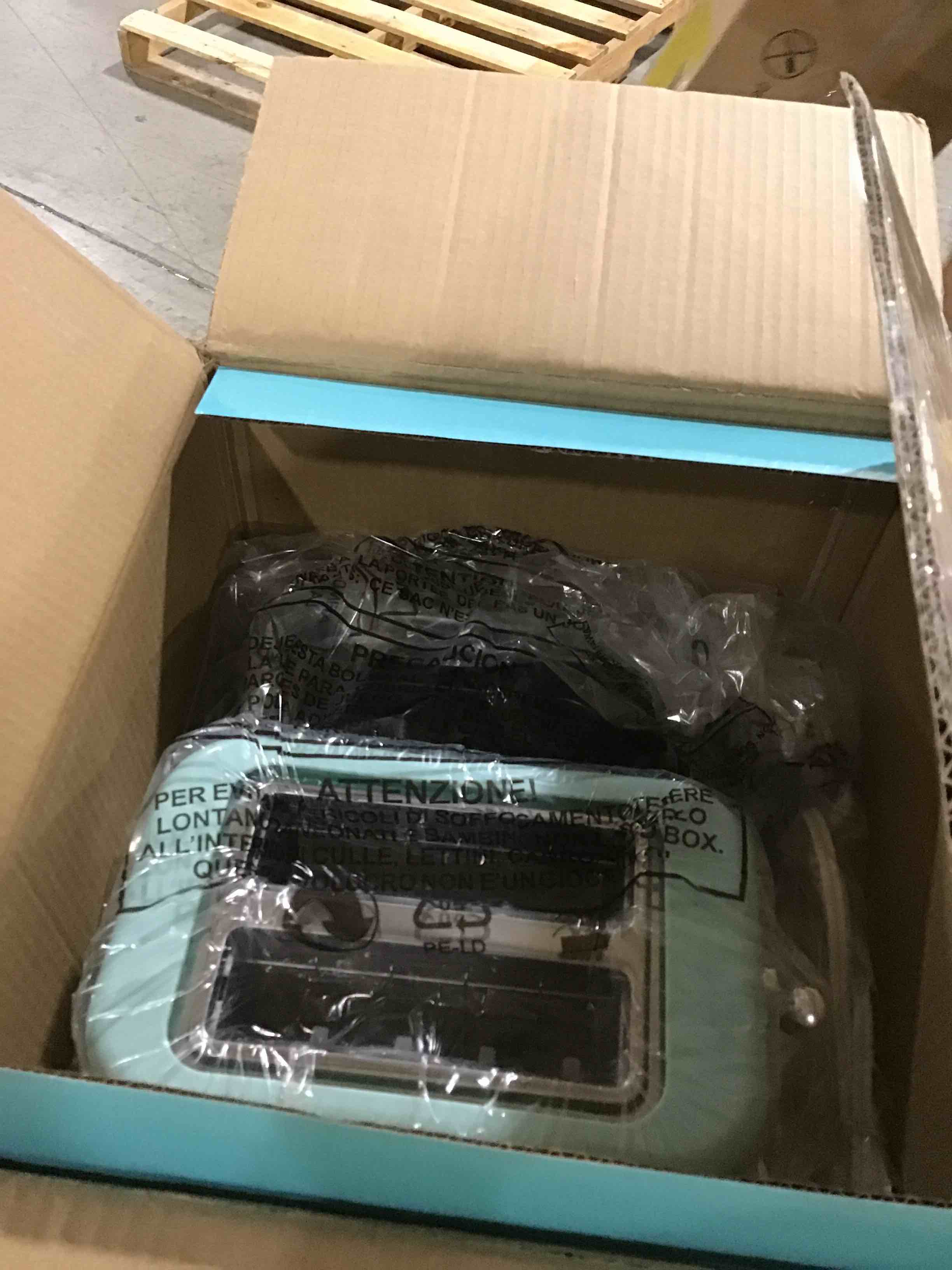https://s3.amazonaws.com/lotting-images-prod/bidfta/ORG5768751_1714568869329.jpeg