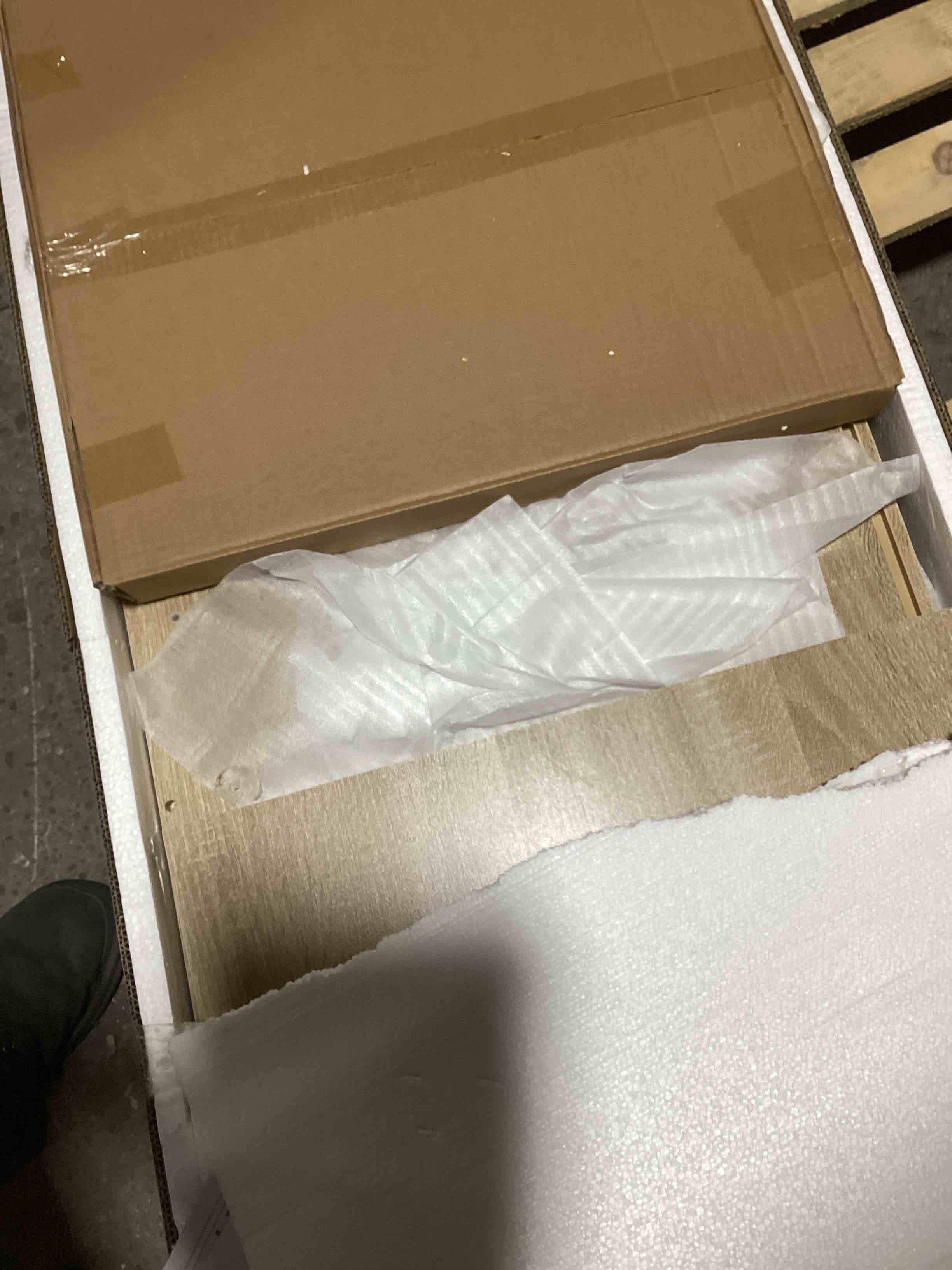 https://s3.amazonaws.com/lotting-images-prod/bidfta/ORG5769631_1708025408248.jpeg