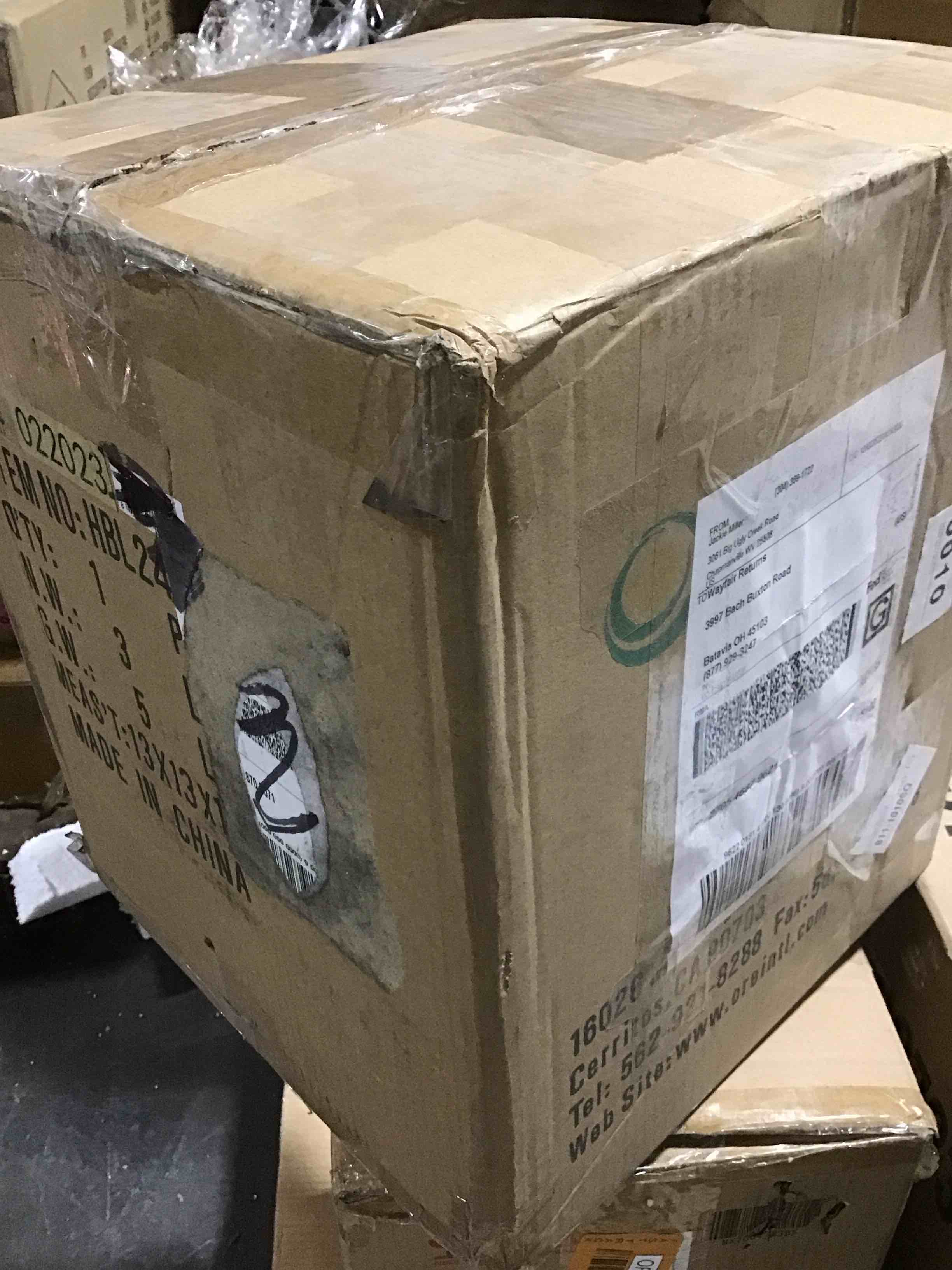 https://s3.amazonaws.com/lotting-images-prod/bidfta/ORG5770100_1708951769913.jpeg