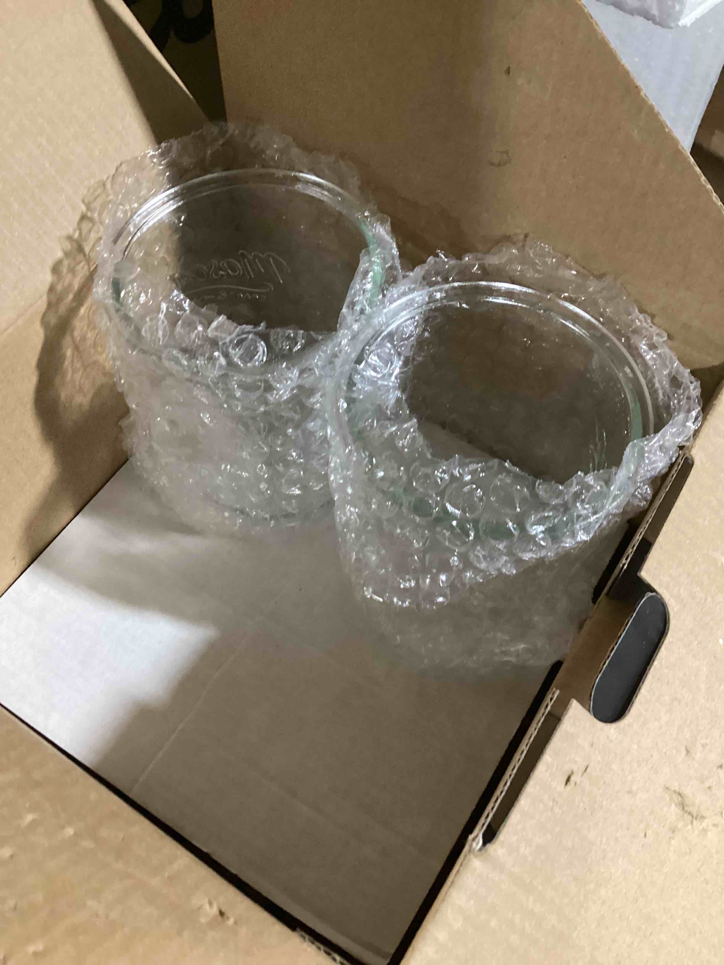 https://s3.amazonaws.com/lotting-images-prod/bidfta/ORG5770331_1709127746872.jpeg