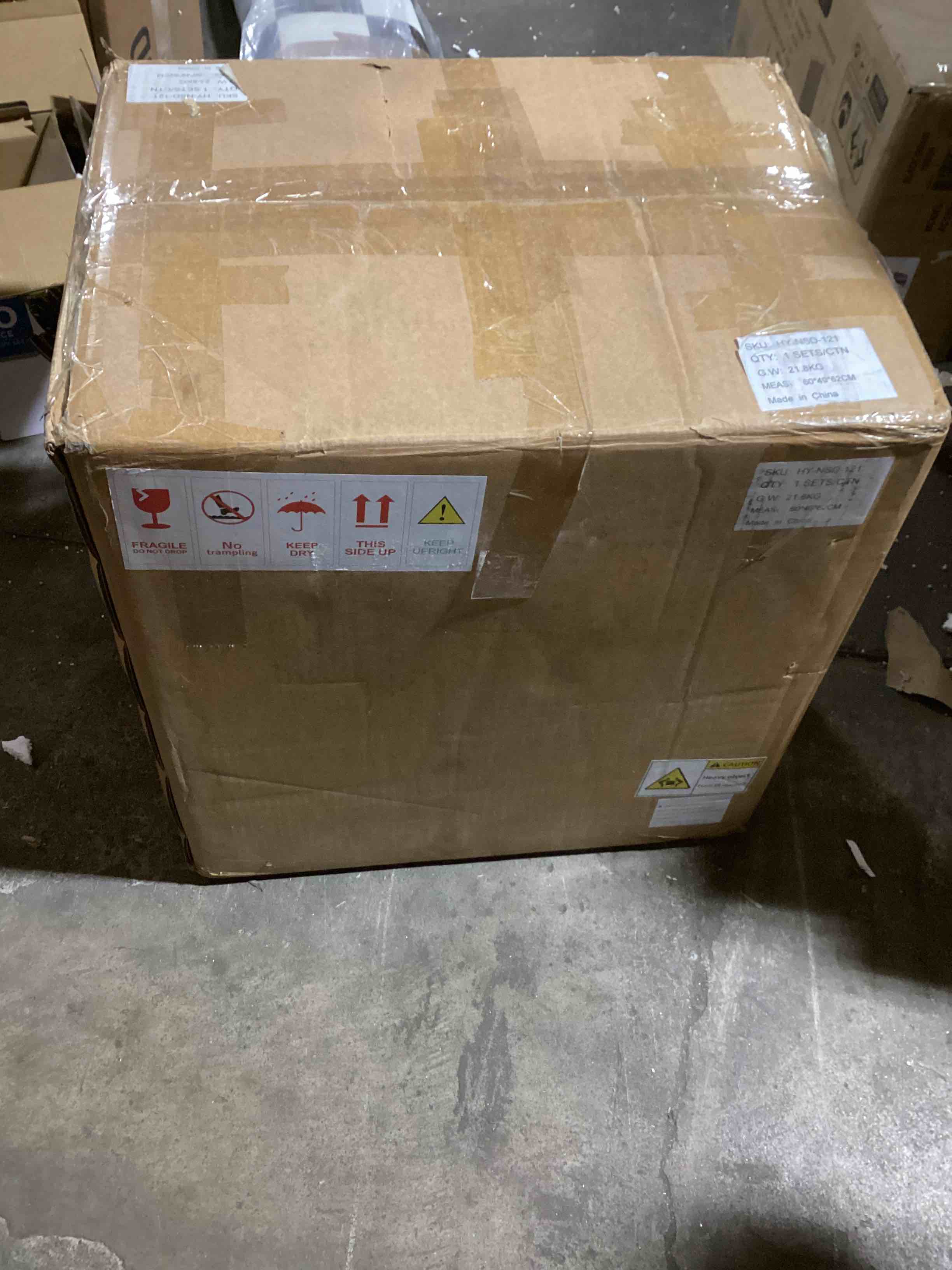 https://s3.amazonaws.com/lotting-images-prod/bidfta/ORG5770342_1709136797833.jpeg