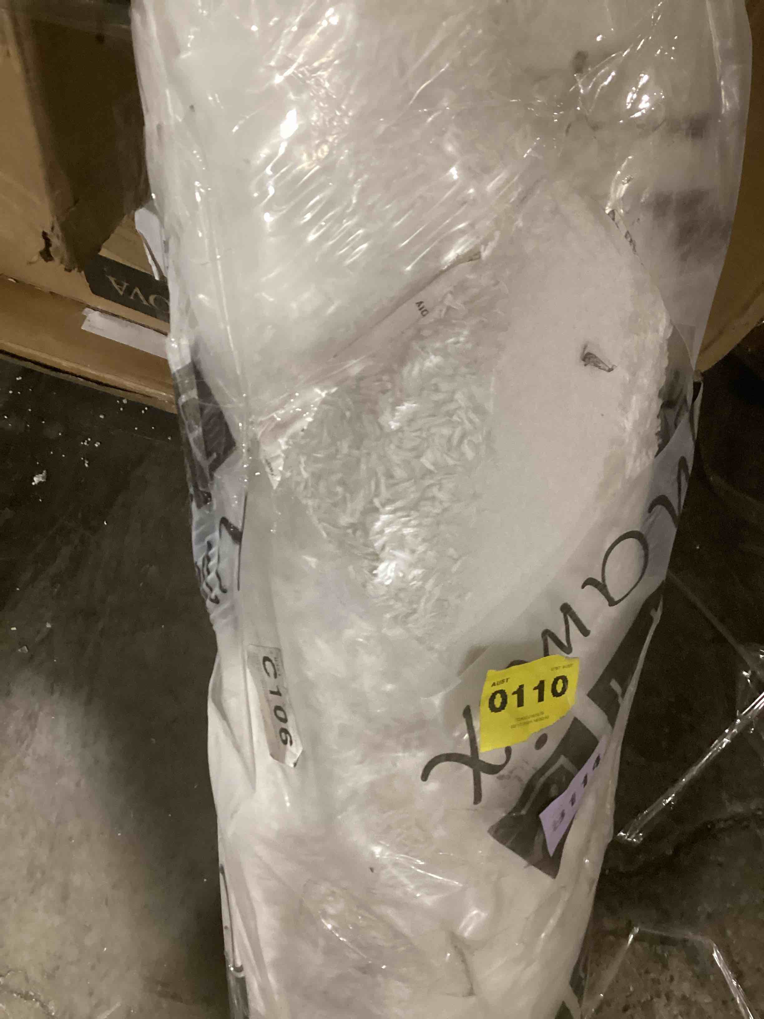 https://s3.amazonaws.com/lotting-images-prod/bidfta/ORG5770933_1709733694772.jpeg