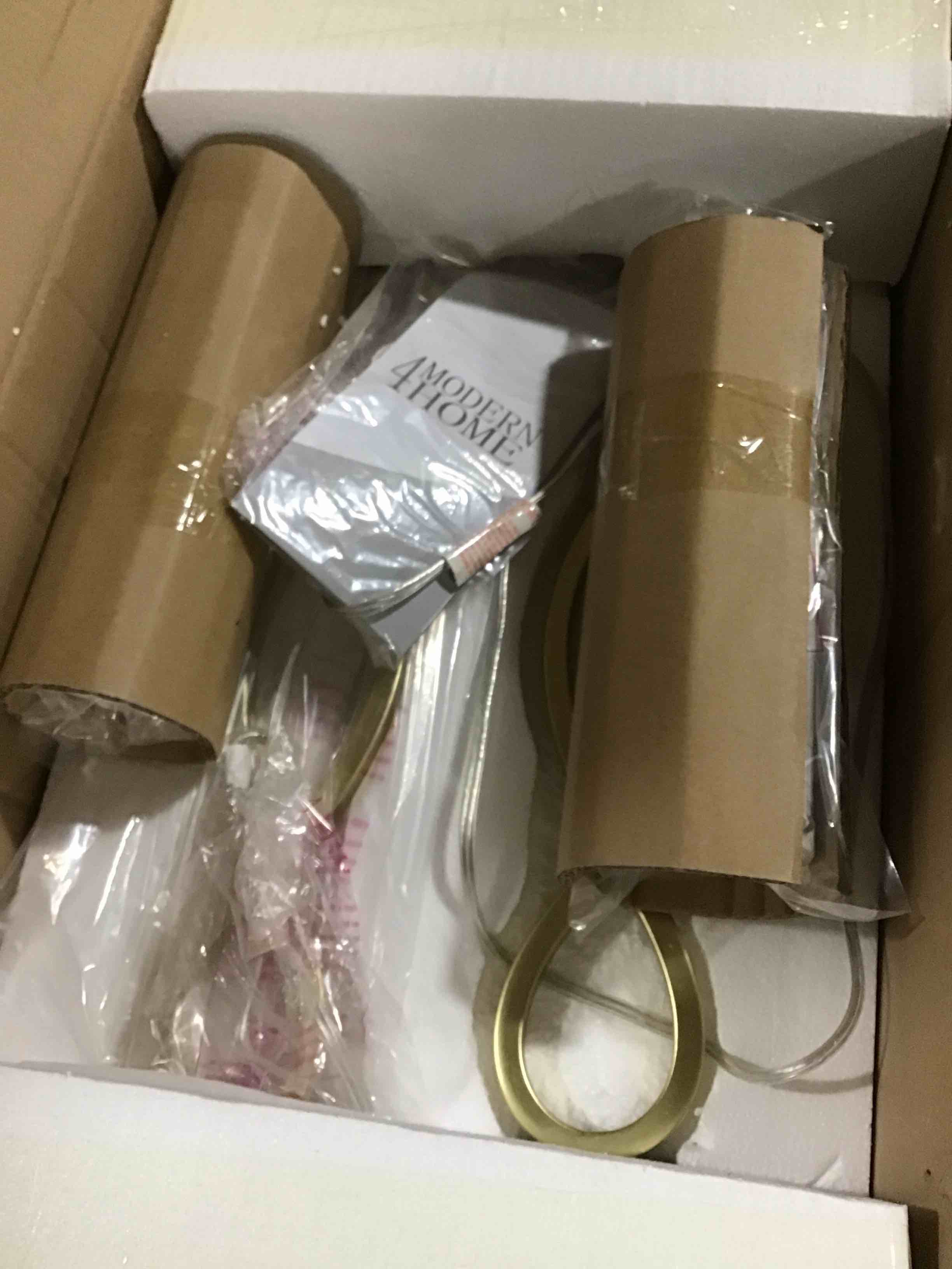 https://s3.amazonaws.com/lotting-images-prod/bidfta/ORG5772381_1710964332926.jpeg