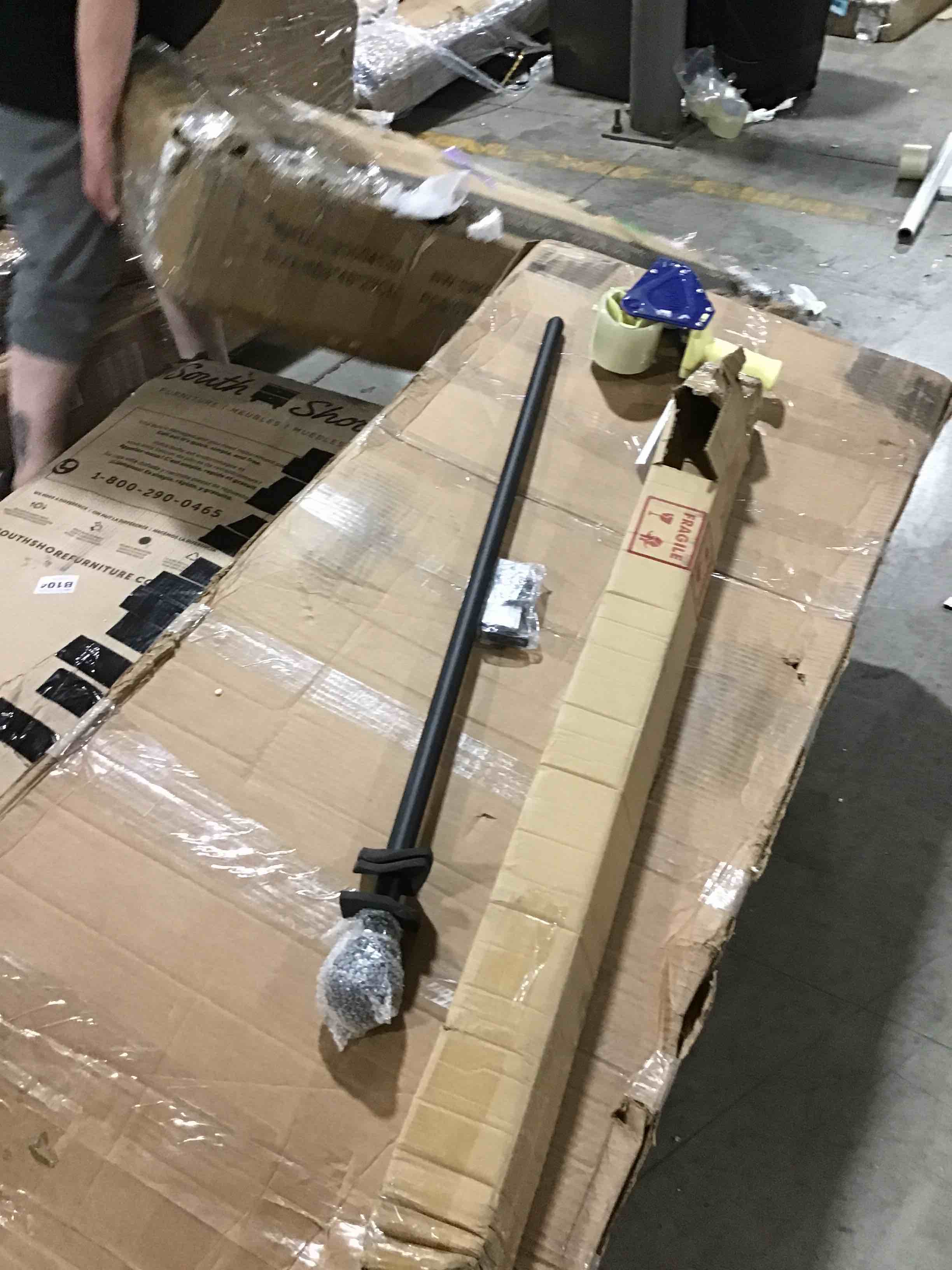 https://s3.amazonaws.com/lotting-images-prod/bidfta/ORG5773808_1713815373908.jpeg
