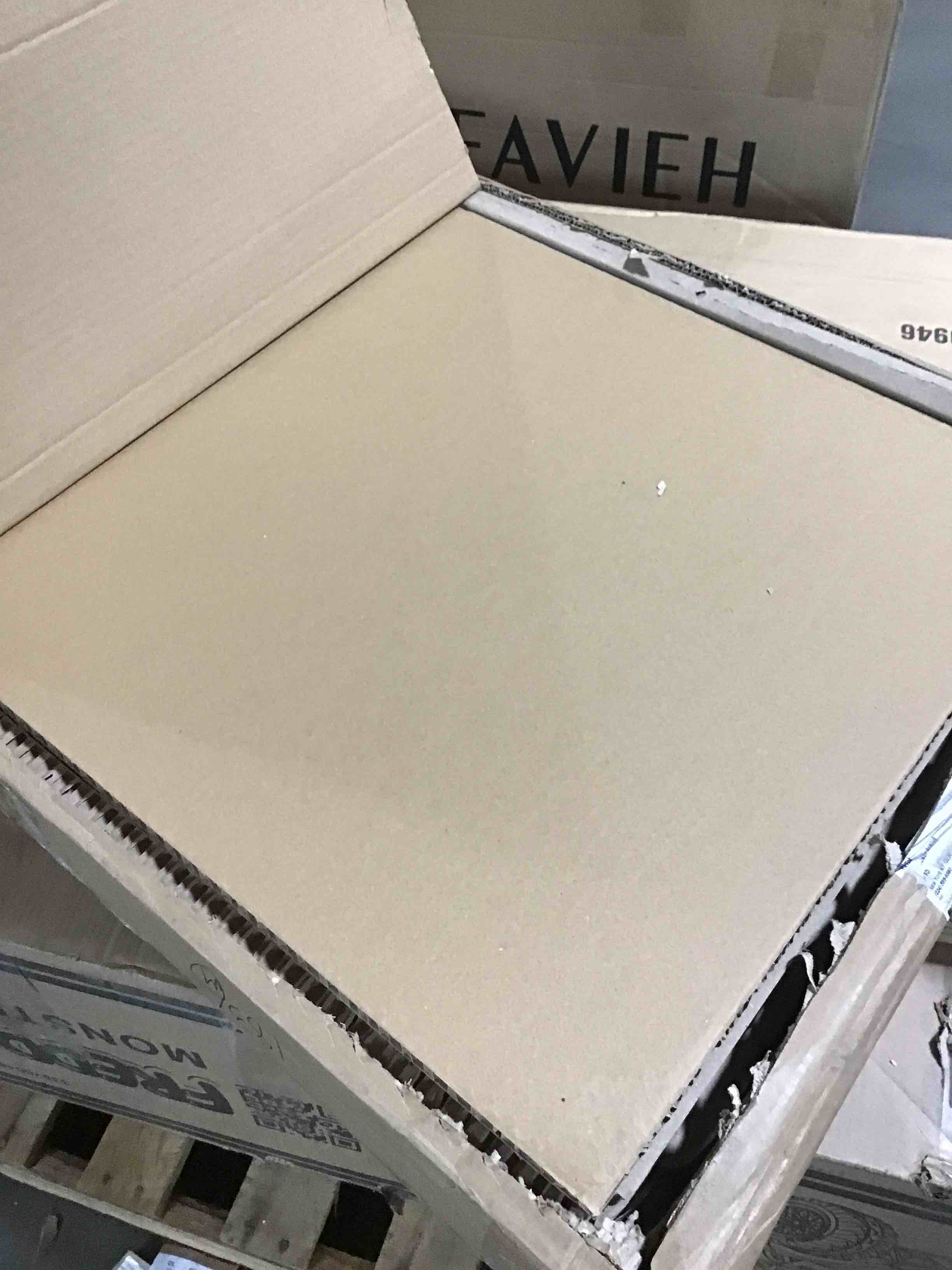 https://s3.amazonaws.com/lotting-images-prod/bidfta/ORG5773848_1713894454476.jpeg