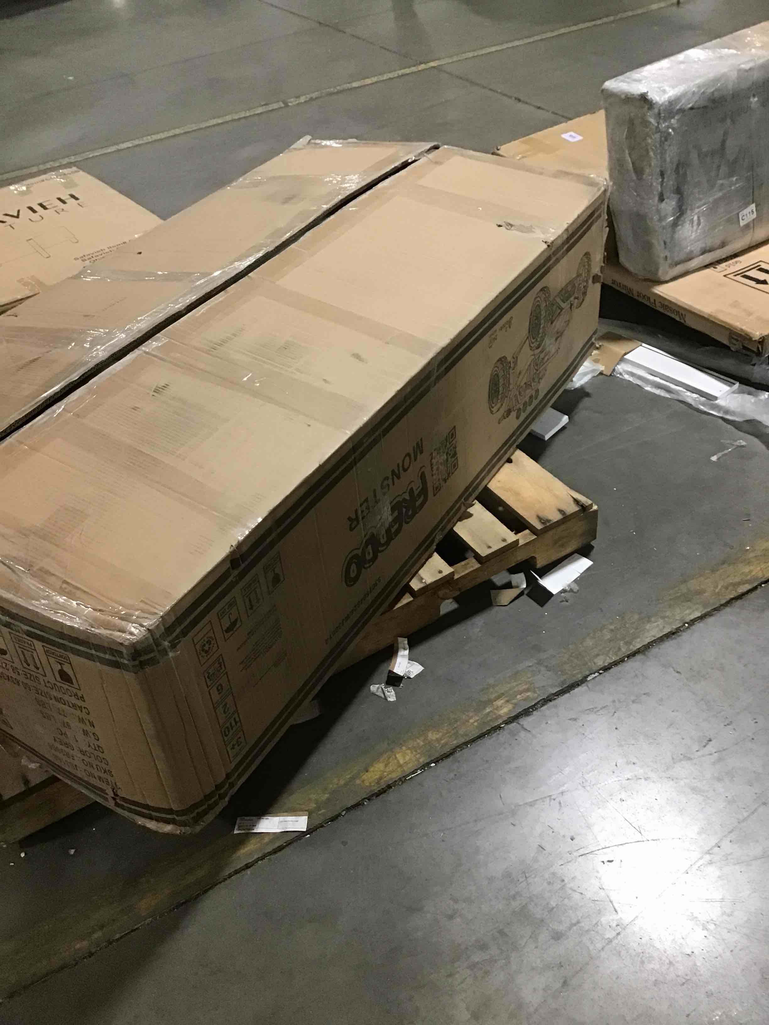 https://s3.amazonaws.com/lotting-images-prod/bidfta/ORG5773851_1713896938233.jpeg