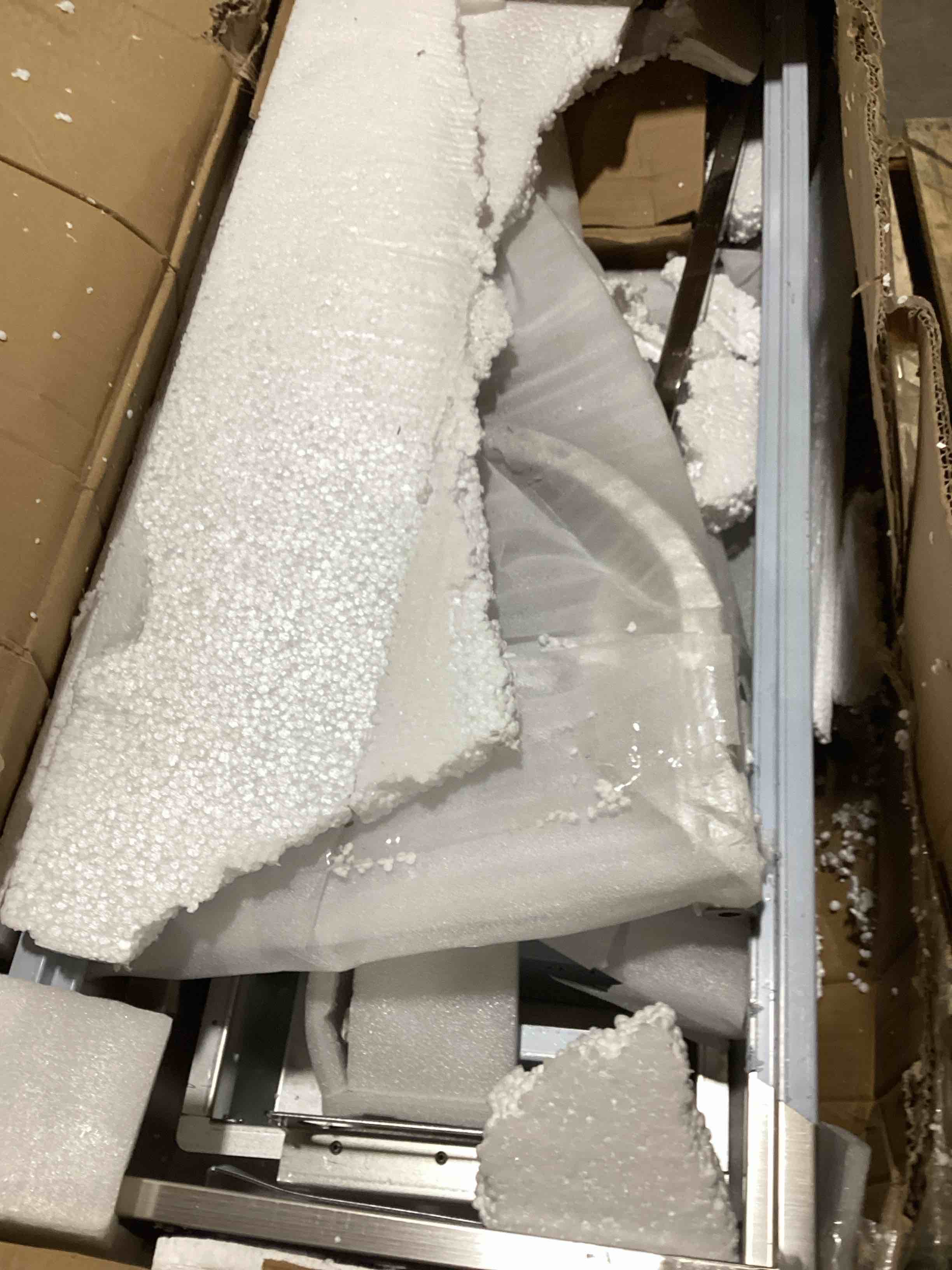 https://s3.amazonaws.com/lotting-images-prod/bidfta/ORG5774296_1709747771025.jpeg