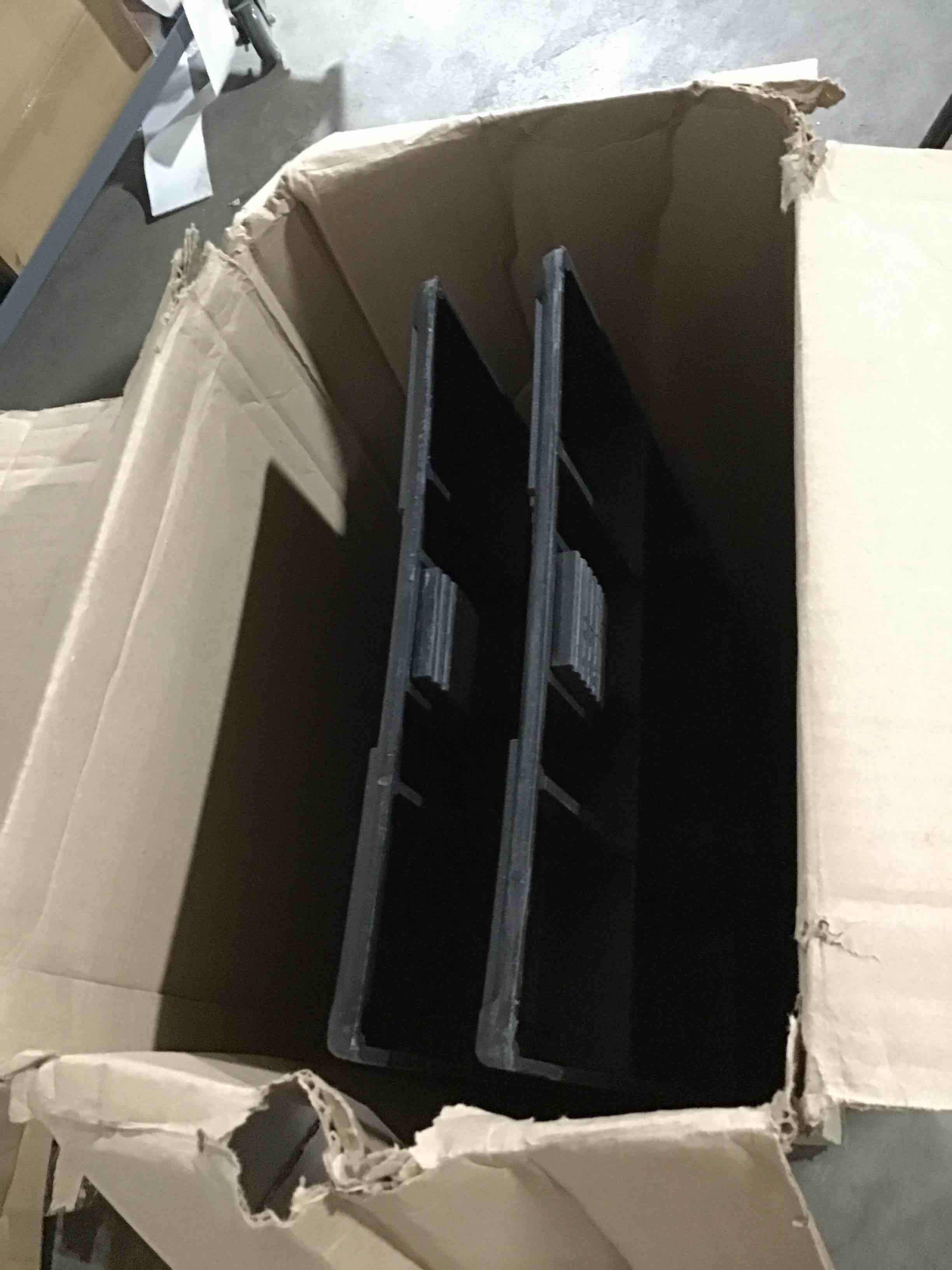 https://s3.amazonaws.com/lotting-images-prod/bidfta/ORG5774685_1710178624478.jpeg