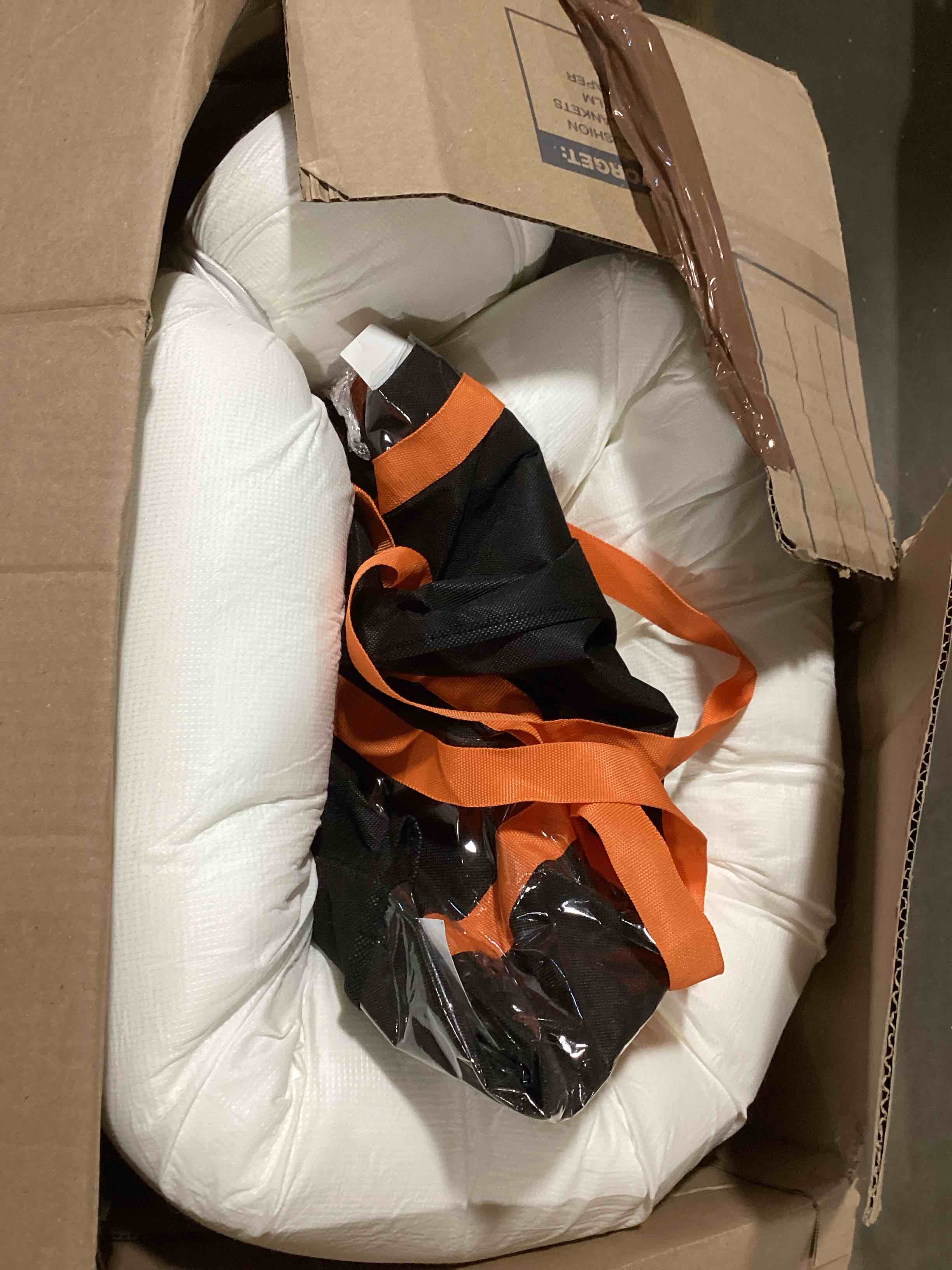 https://s3.amazonaws.com/lotting-images-prod/bidfta/ORG5774798_1710183149911.jpeg
