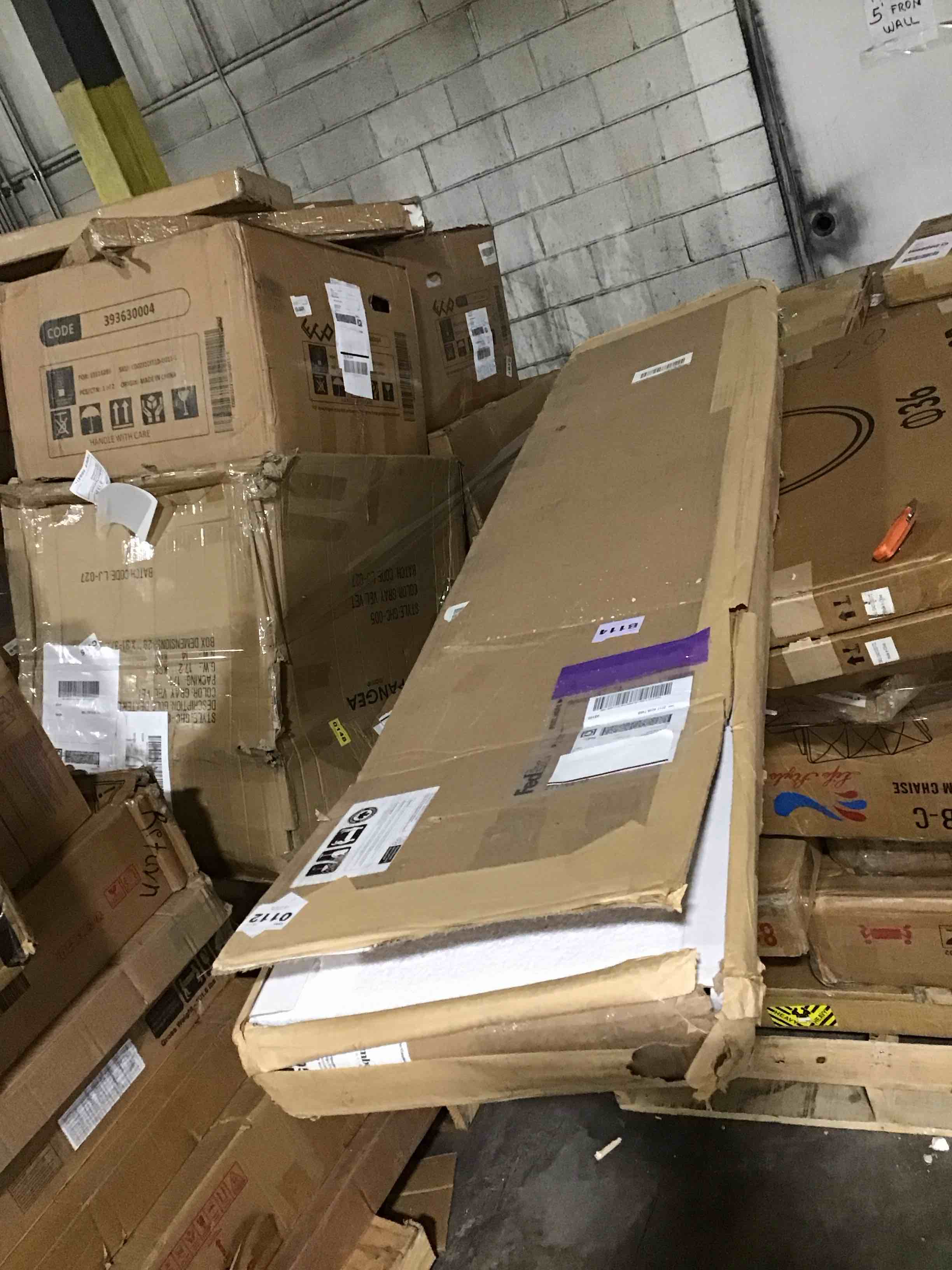 https://s3.amazonaws.com/lotting-images-prod/bidfta/ORG5775893_1710867014343.jpeg