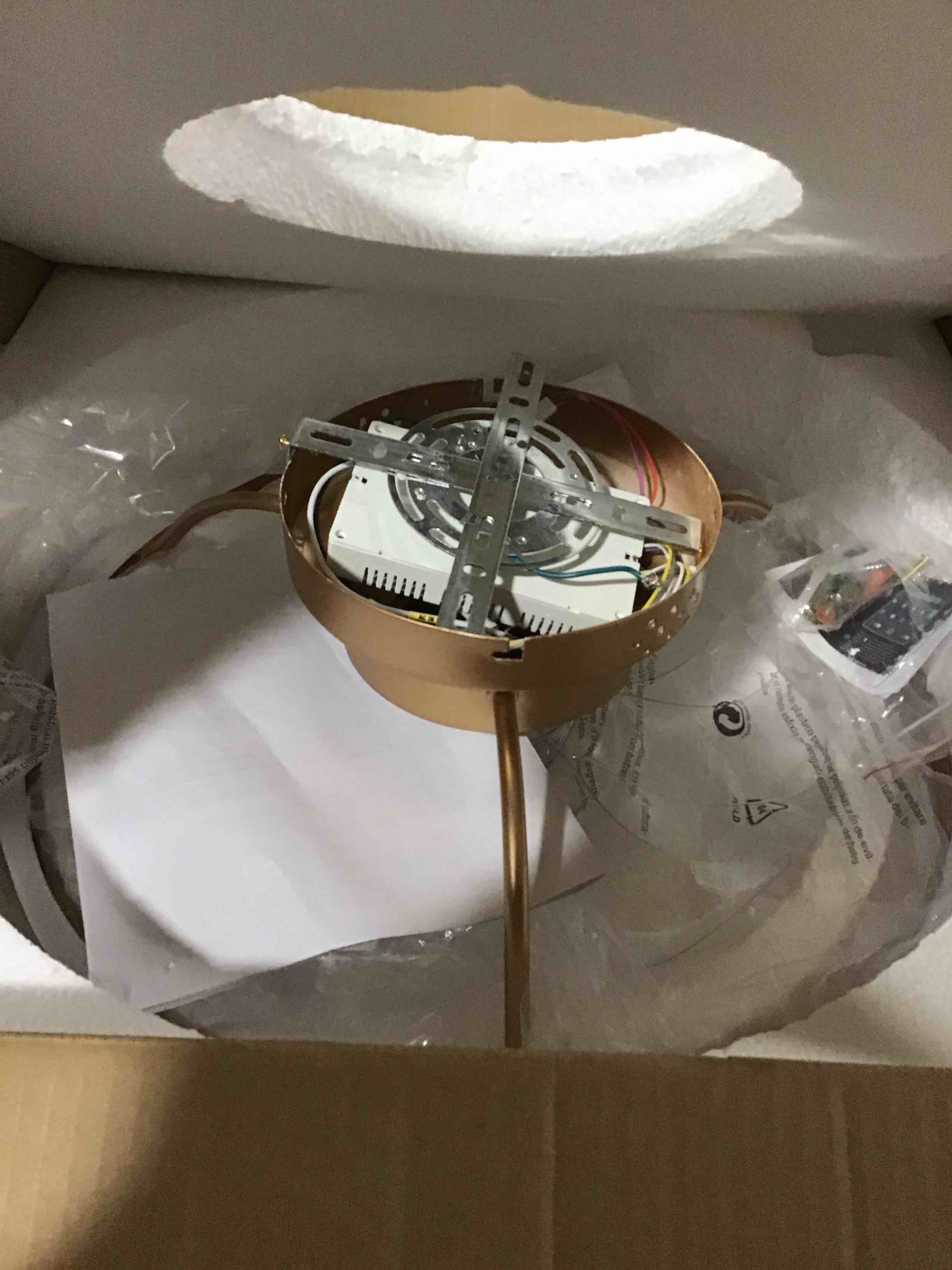 https://s3.amazonaws.com/lotting-images-prod/bidfta/ORG5776286_1711110046920.jpeg