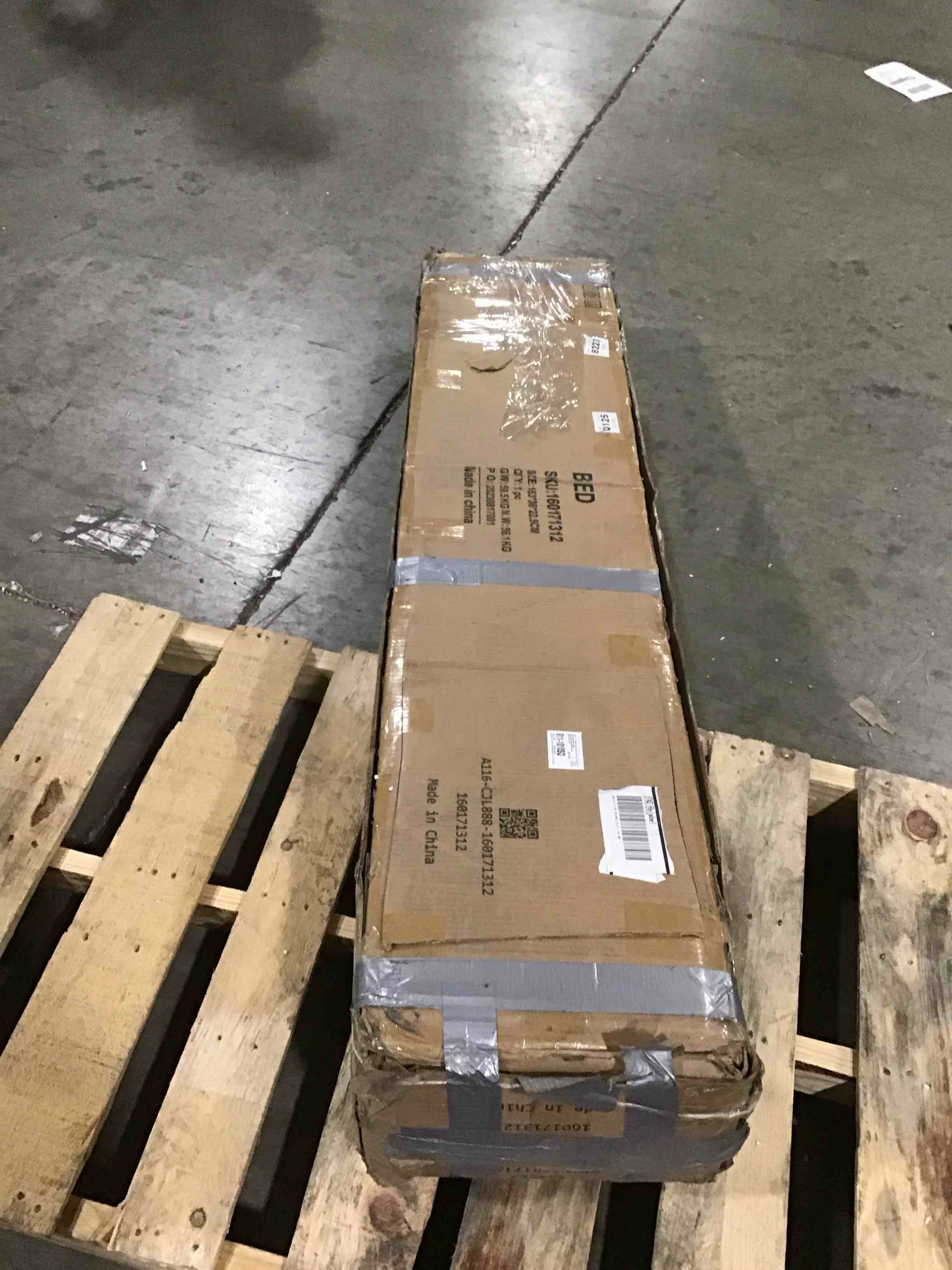 https://s3.amazonaws.com/lotting-images-prod/bidfta/ORG5776398_1711127172435.jpeg