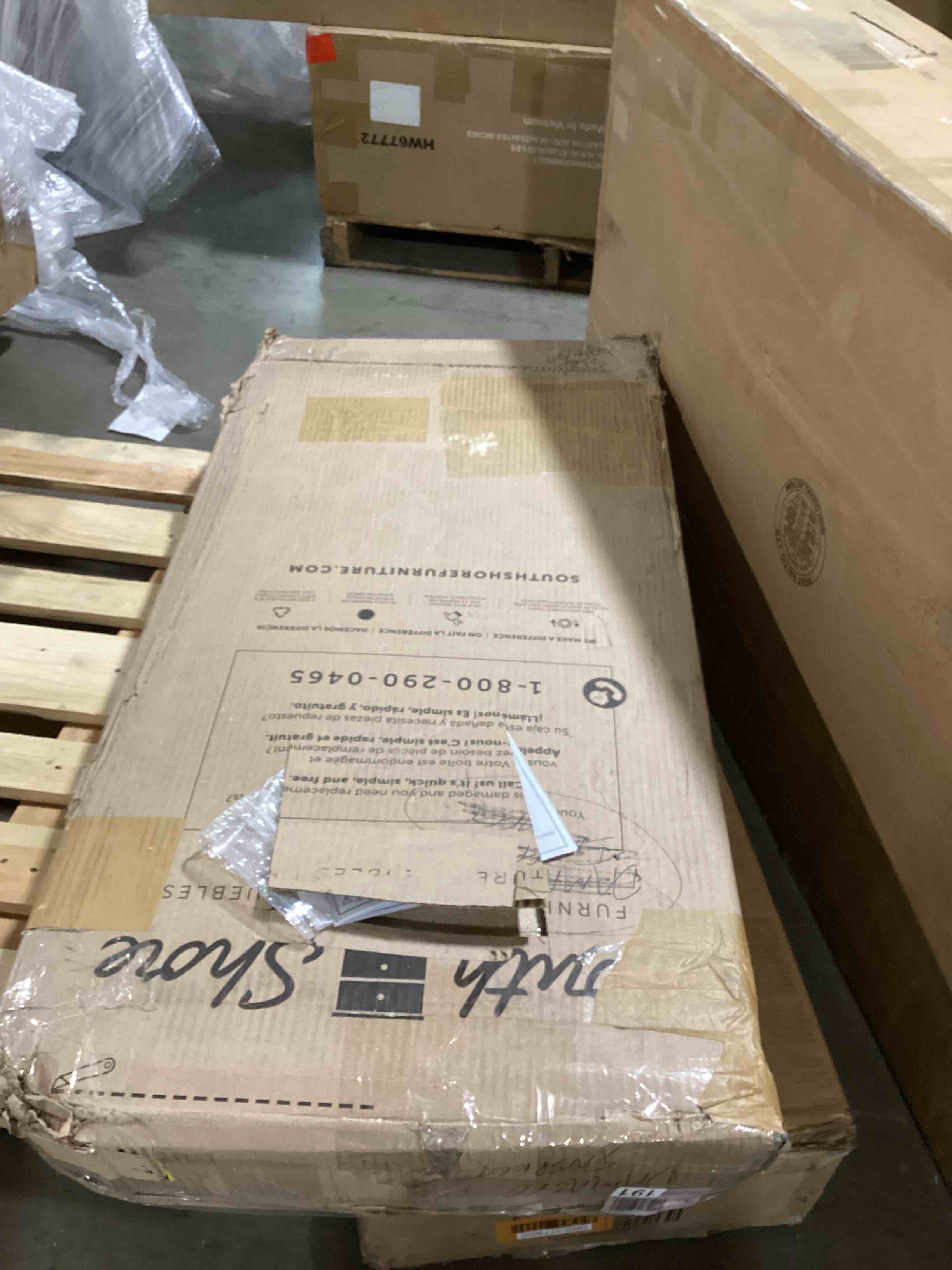 https://s3.amazonaws.com/lotting-images-prod/bidfta/ORG5779680_1713375877283.jpeg