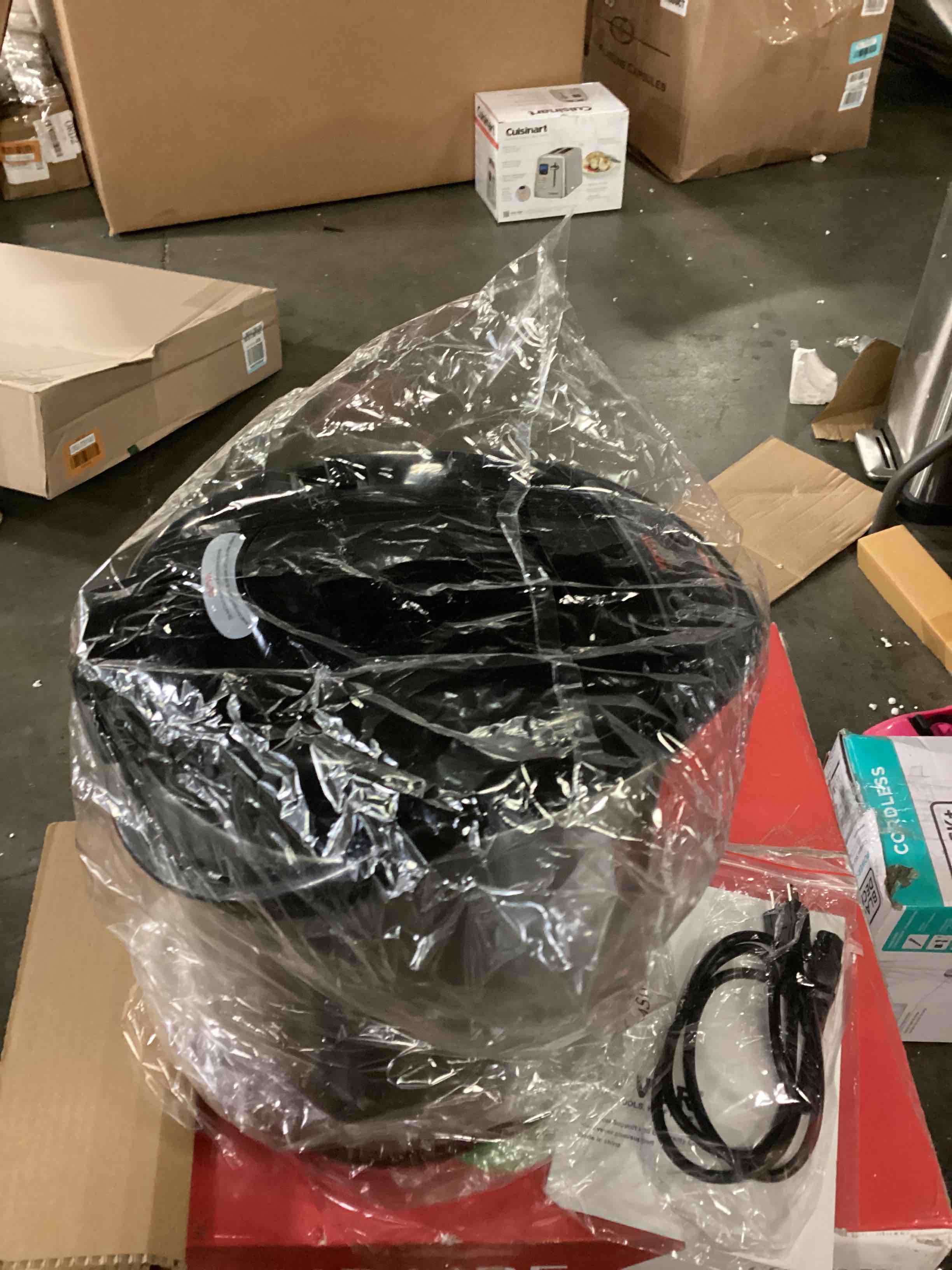 https://s3.amazonaws.com/lotting-images-prod/bidfta/ORG5781147_1714063241455.jpeg