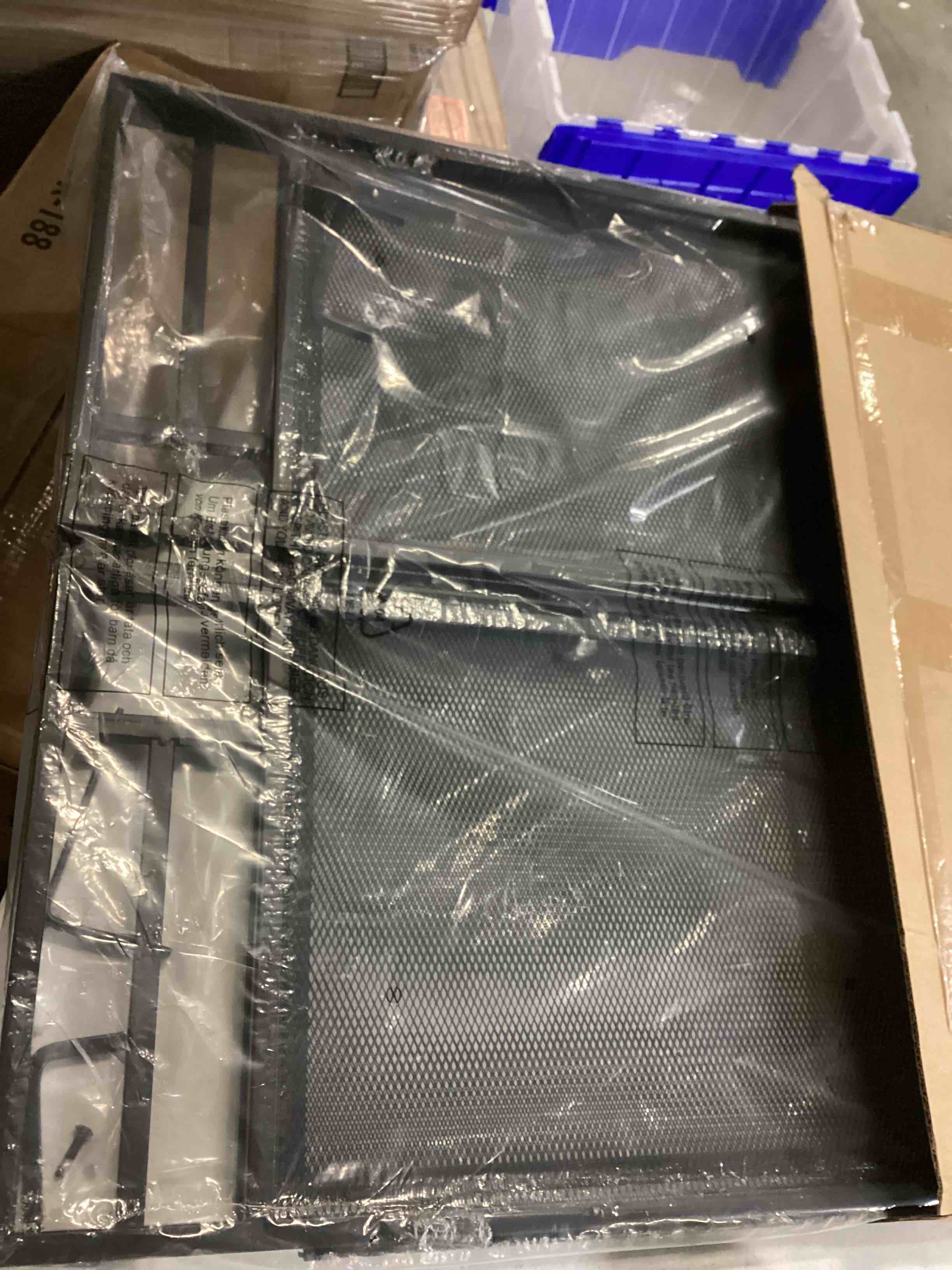 https://s3.amazonaws.com/lotting-images-prod/bidfta/ORG5781269_1714152578232.jpeg