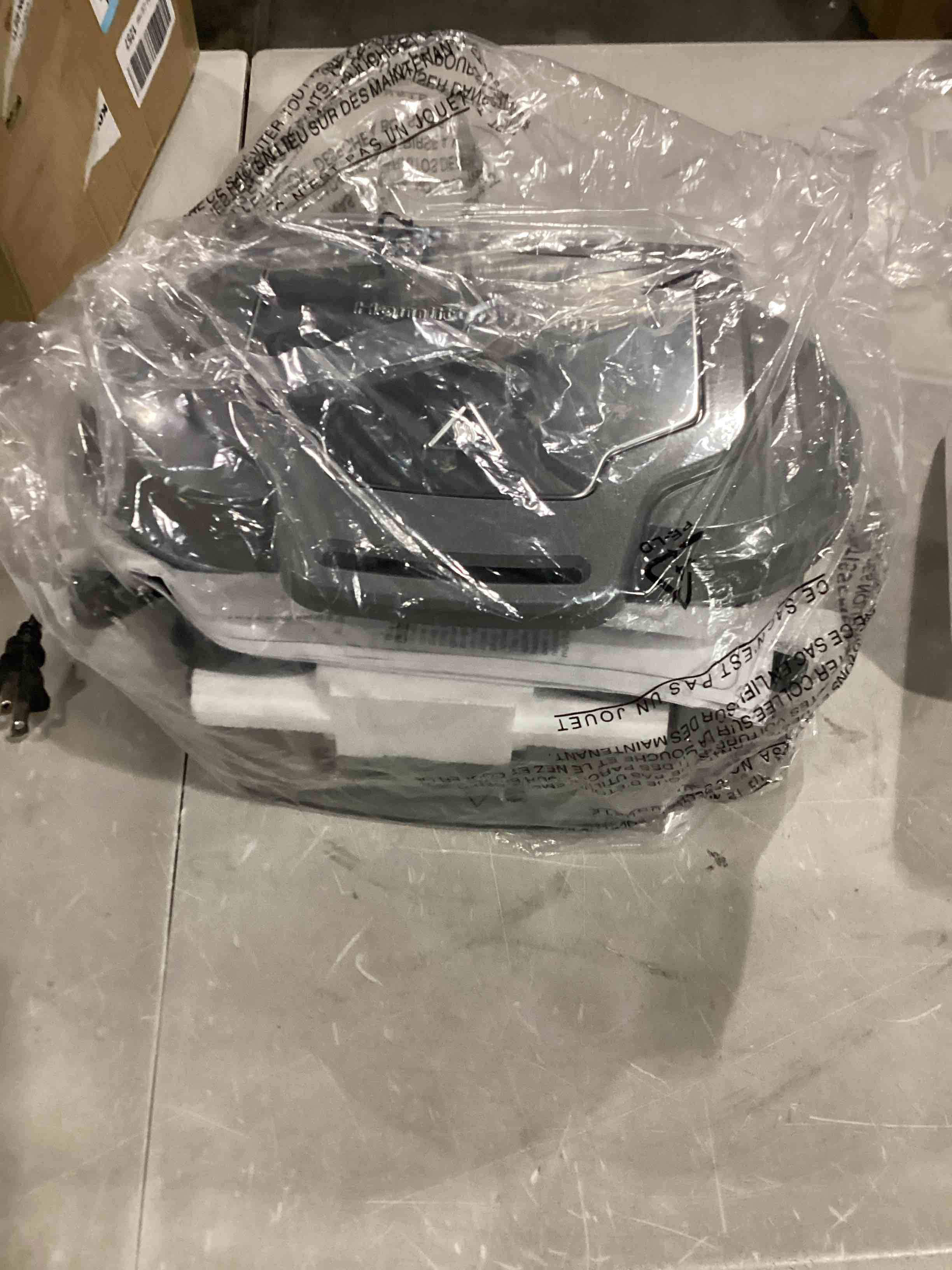 https://s3.amazonaws.com/lotting-images-prod/bidfta/ORG5781969_1713533247644.jpeg