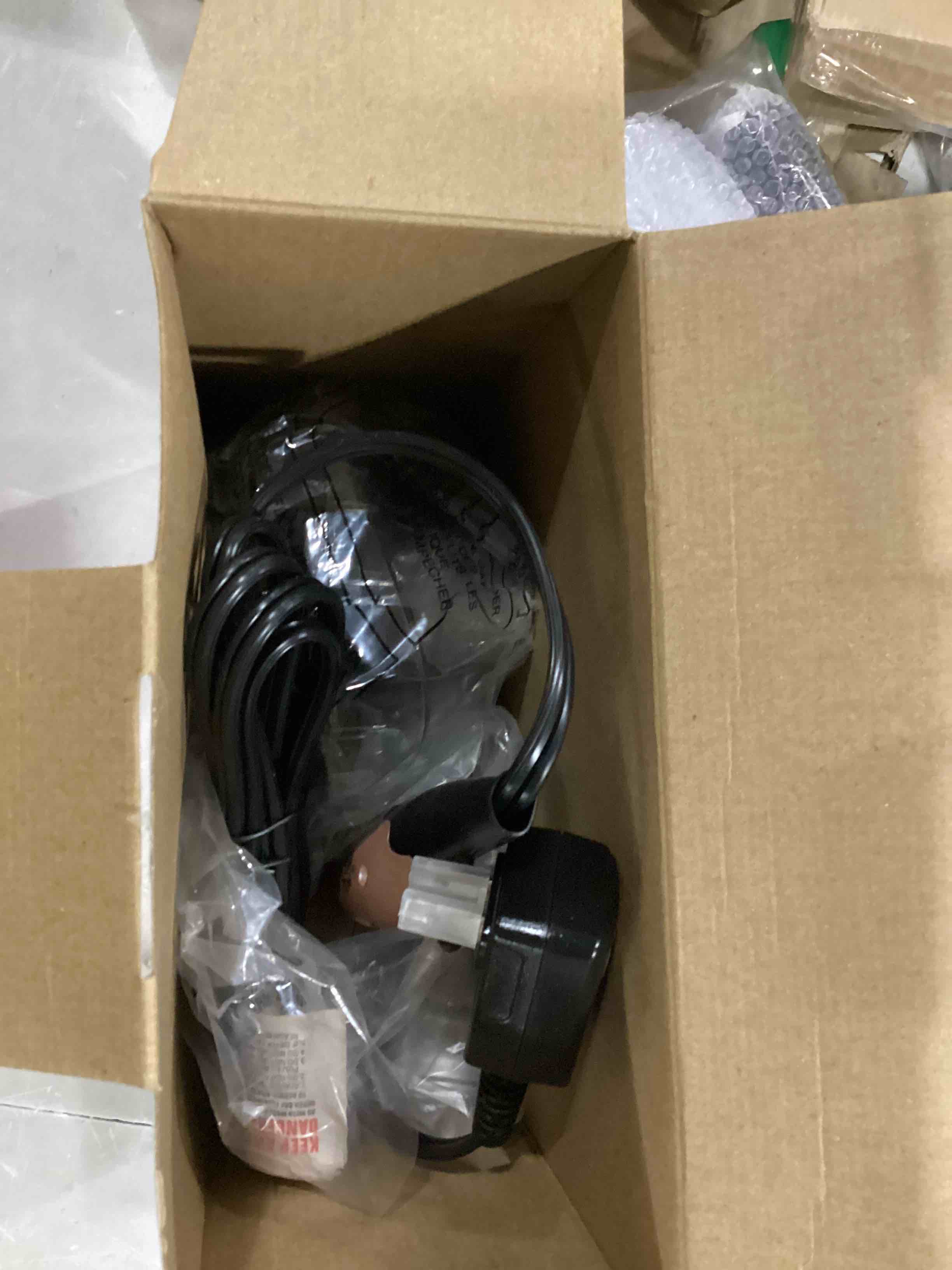 https://s3.amazonaws.com/lotting-images-prod/bidfta/ORG5782001_1713539163750.jpeg