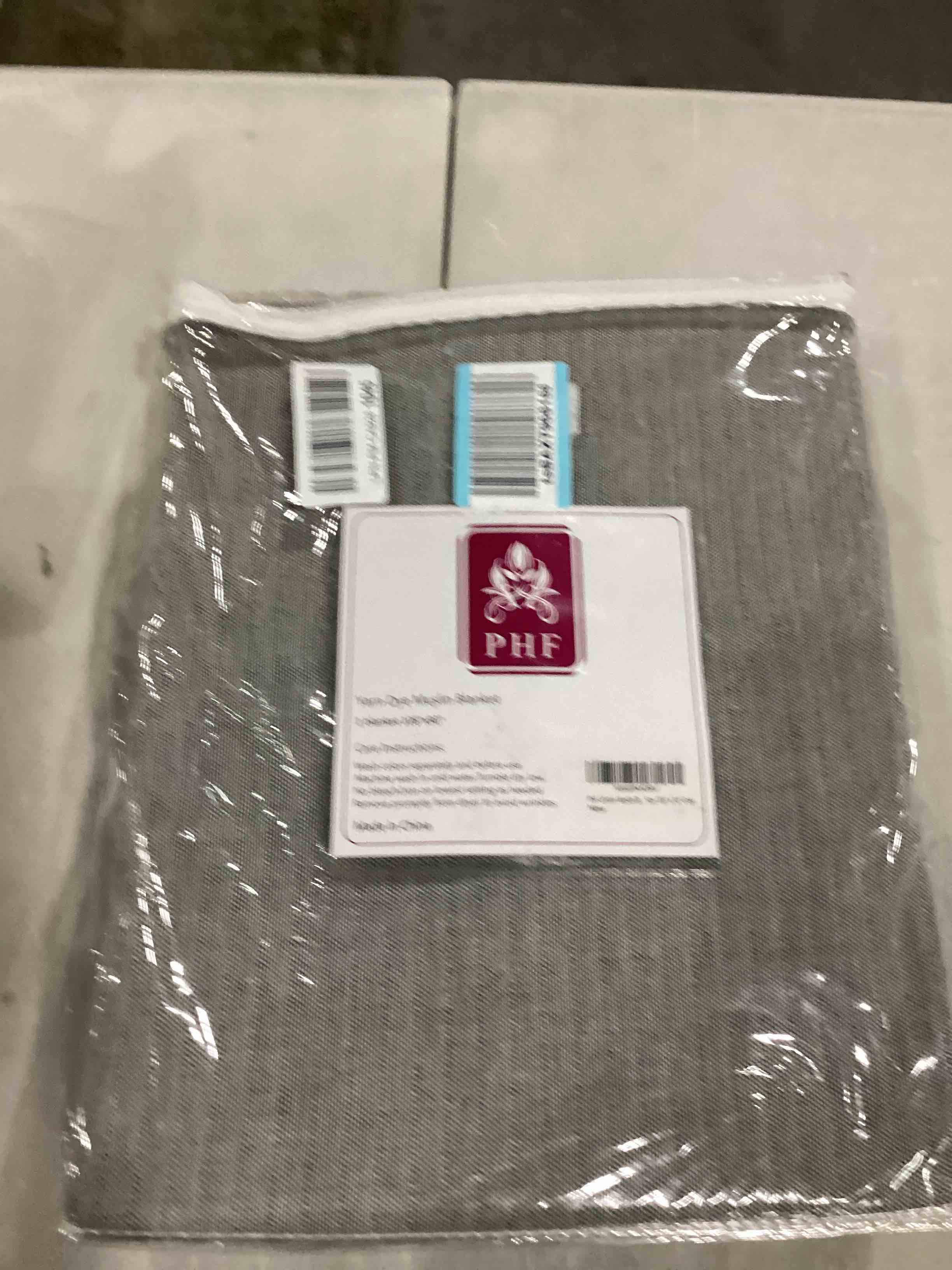 https://s3.amazonaws.com/lotting-images-prod/bidfta/ORG5782040_1713548209420.jpeg