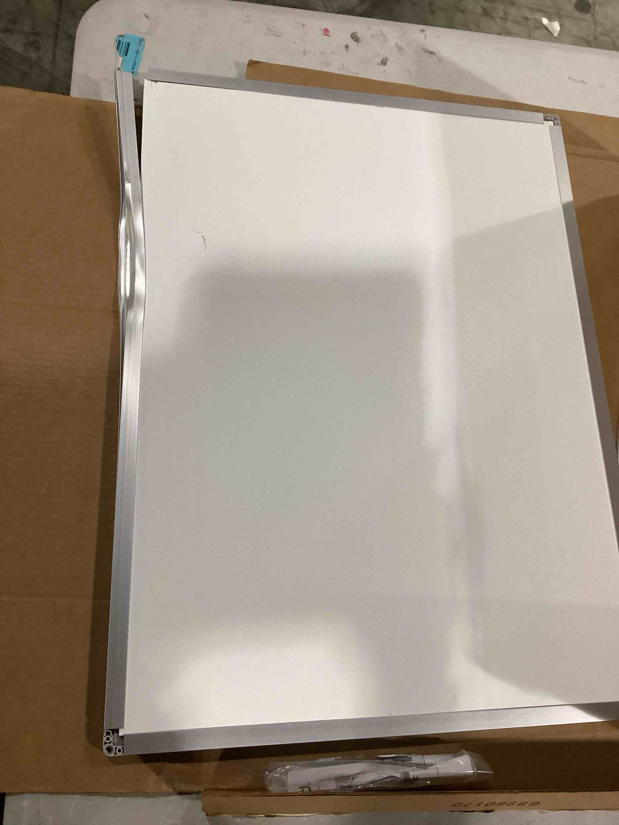 https://s3.amazonaws.com/lotting-images-prod/bidfta/ORG5782160_1713813943156.jpeg