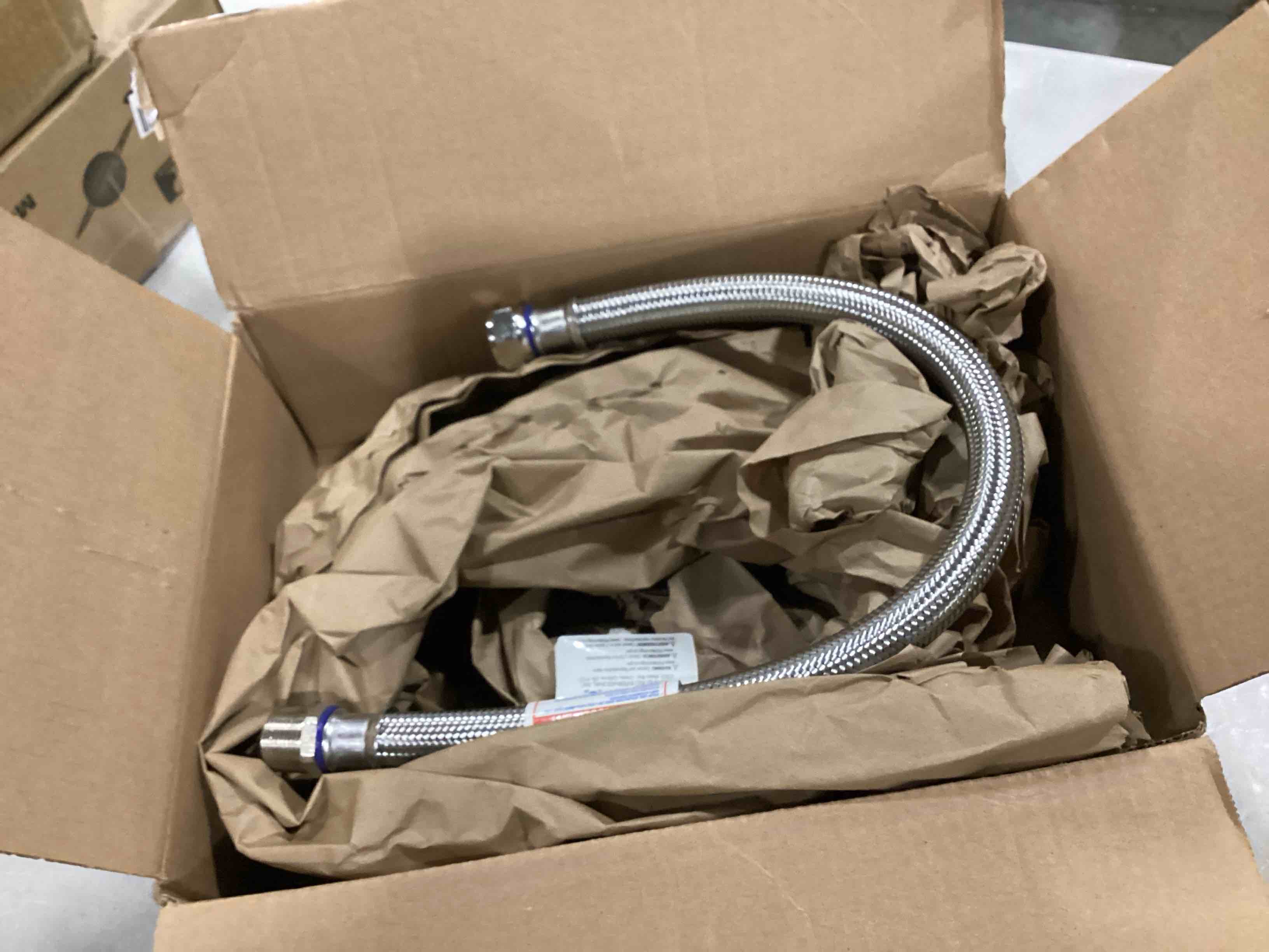 https://s3.amazonaws.com/lotting-images-prod/bidfta/ORG5782251_1714755545051.jpeg