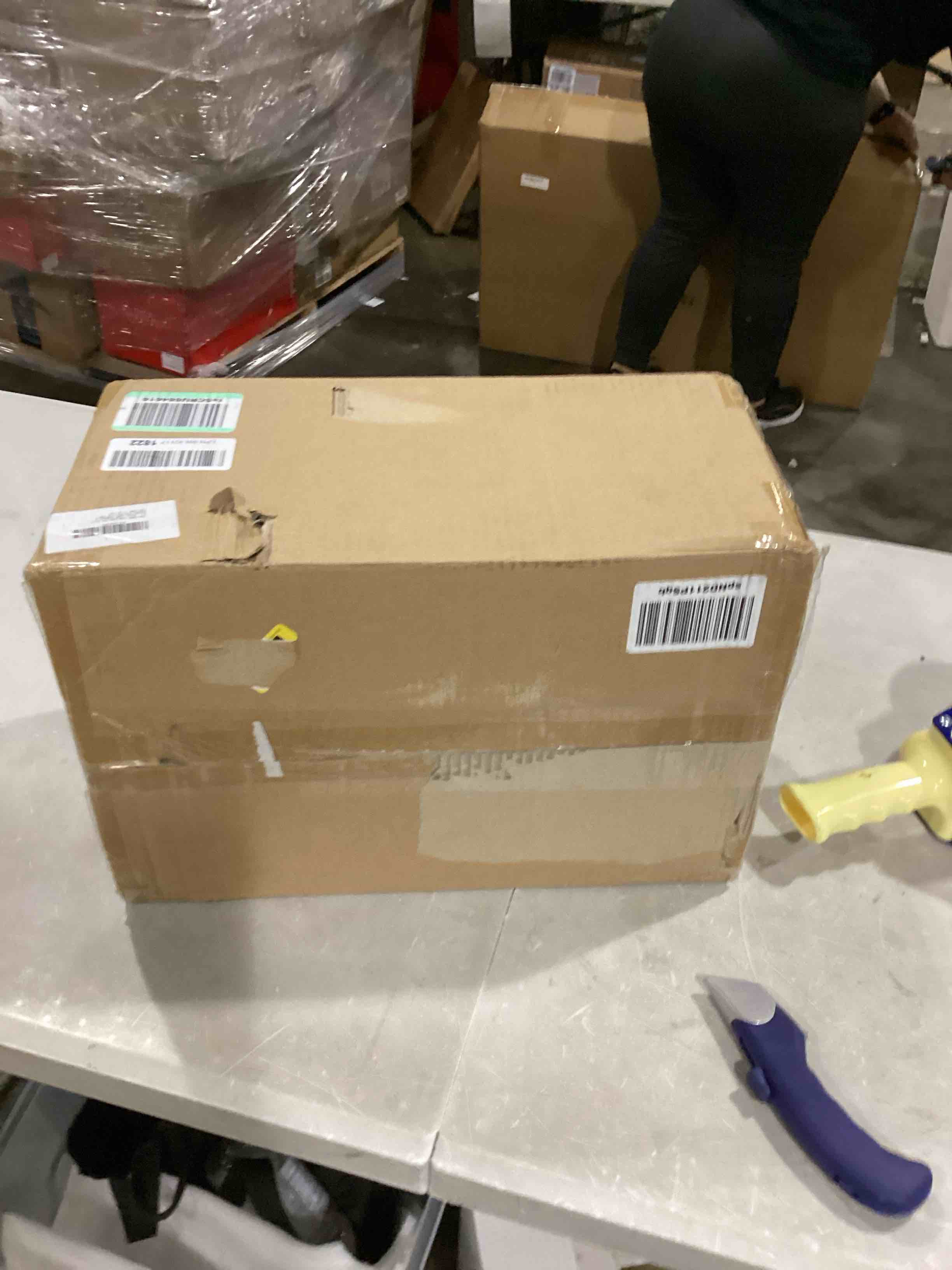 https://s3.amazonaws.com/lotting-images-prod/bidfta/ORG5782339_1715194820868.jpeg