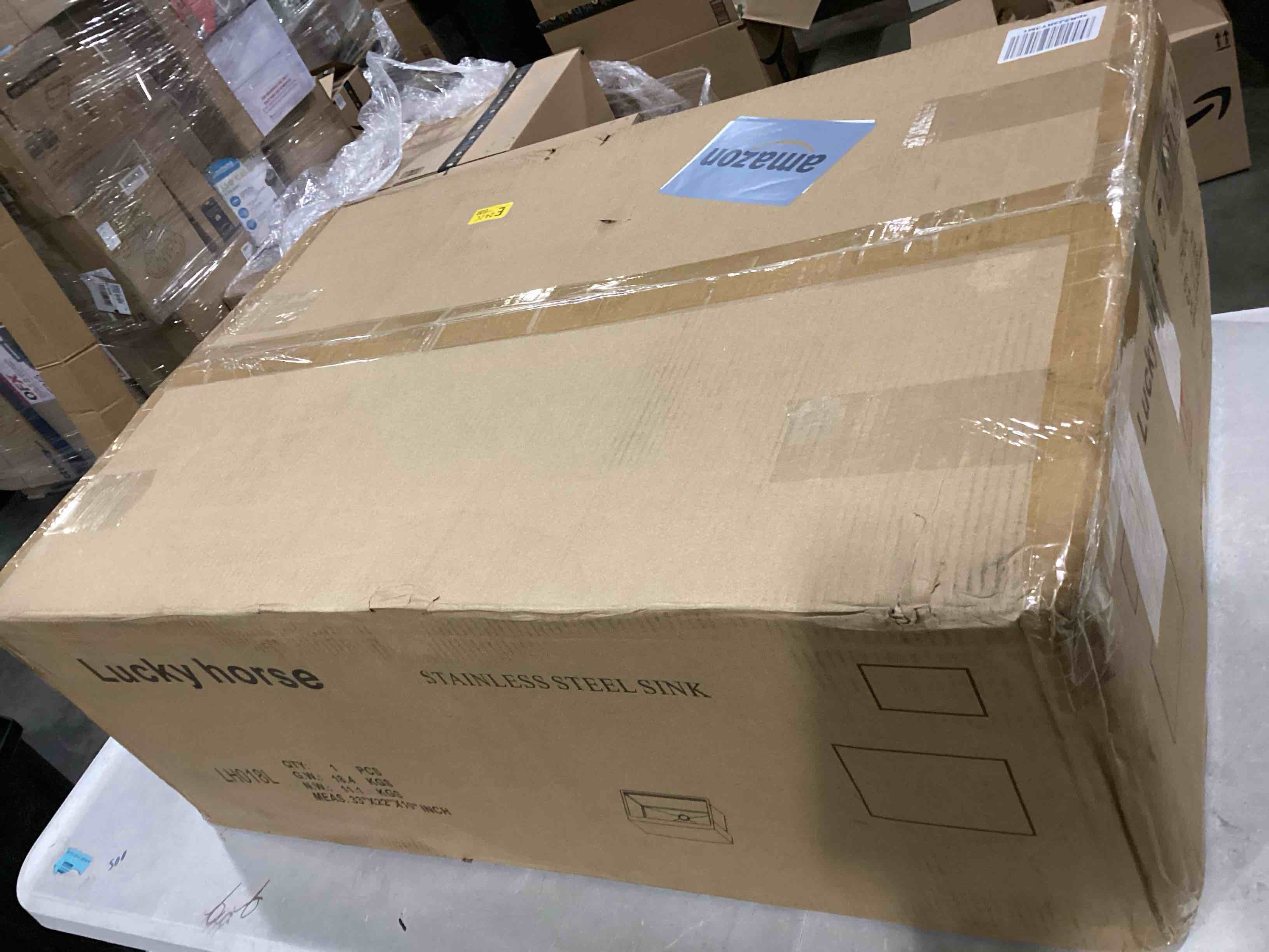 https://s3.amazonaws.com/lotting-images-prod/bidfta/ORG5782641_1715886838317.jpeg