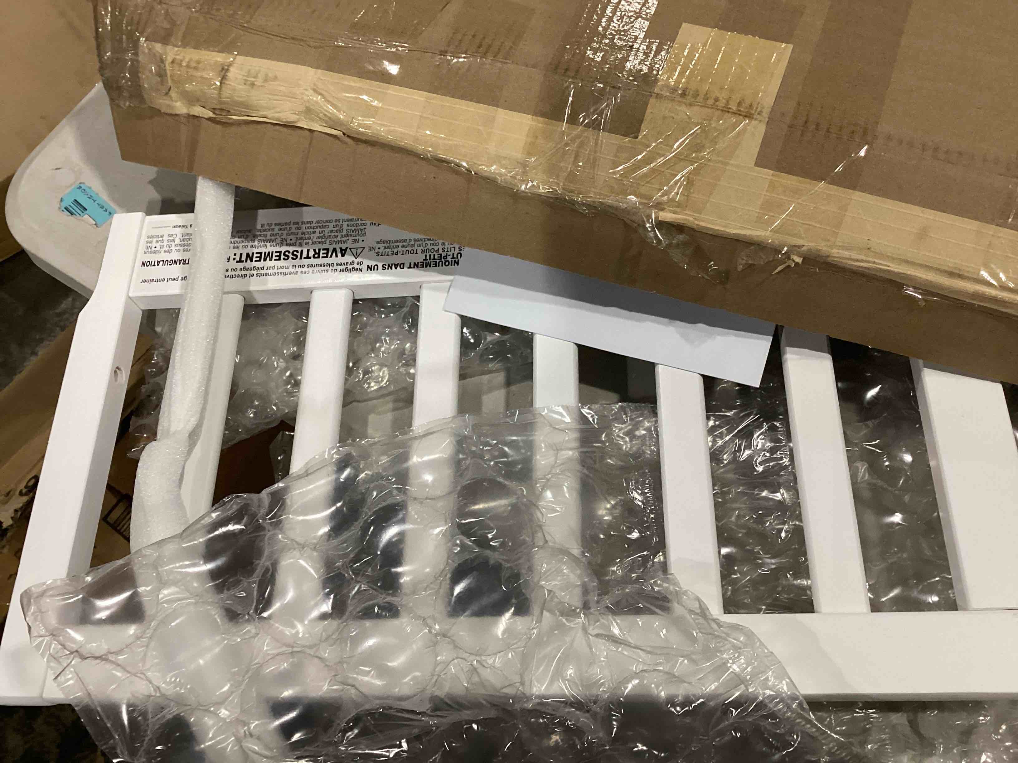 https://s3.amazonaws.com/lotting-images-prod/bidfta/ORG5782659_1715949134889.jpeg