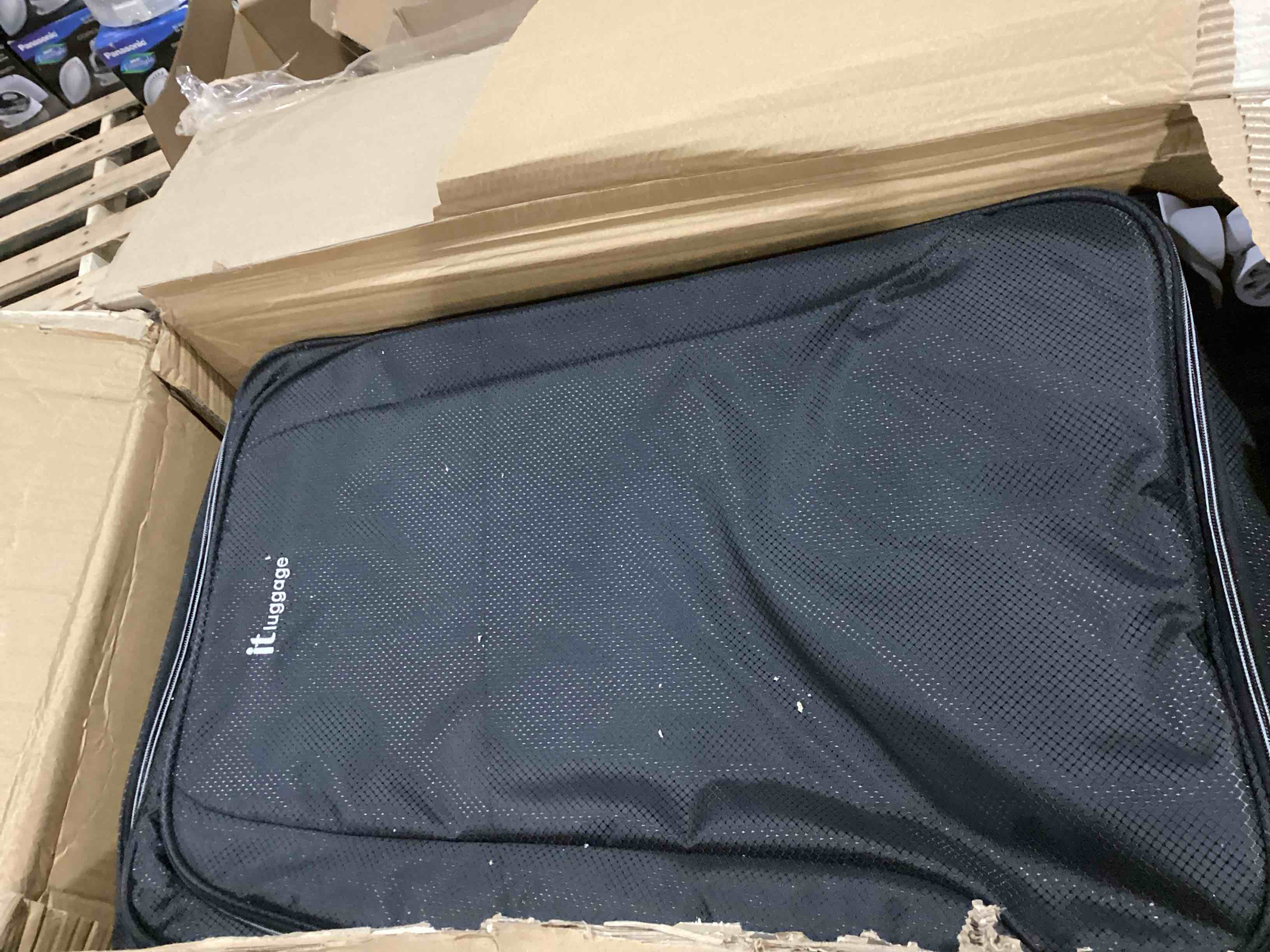 https://s3.amazonaws.com/lotting-images-prod/bidfta/ORG5782874_1716211094158.jpeg