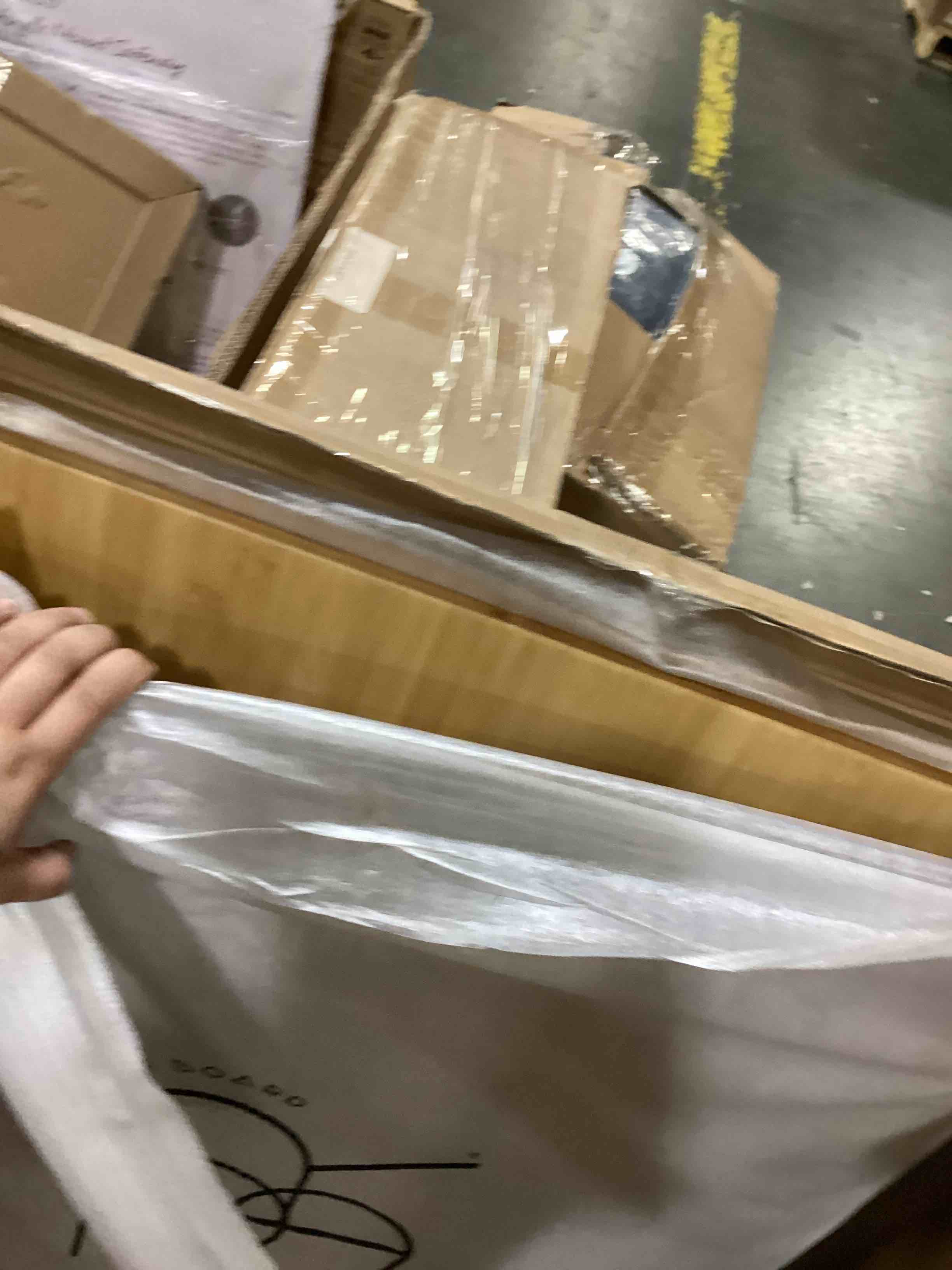 https://s3.amazonaws.com/lotting-images-prod/bidfta/ORG5783540_1714139427870.jpeg