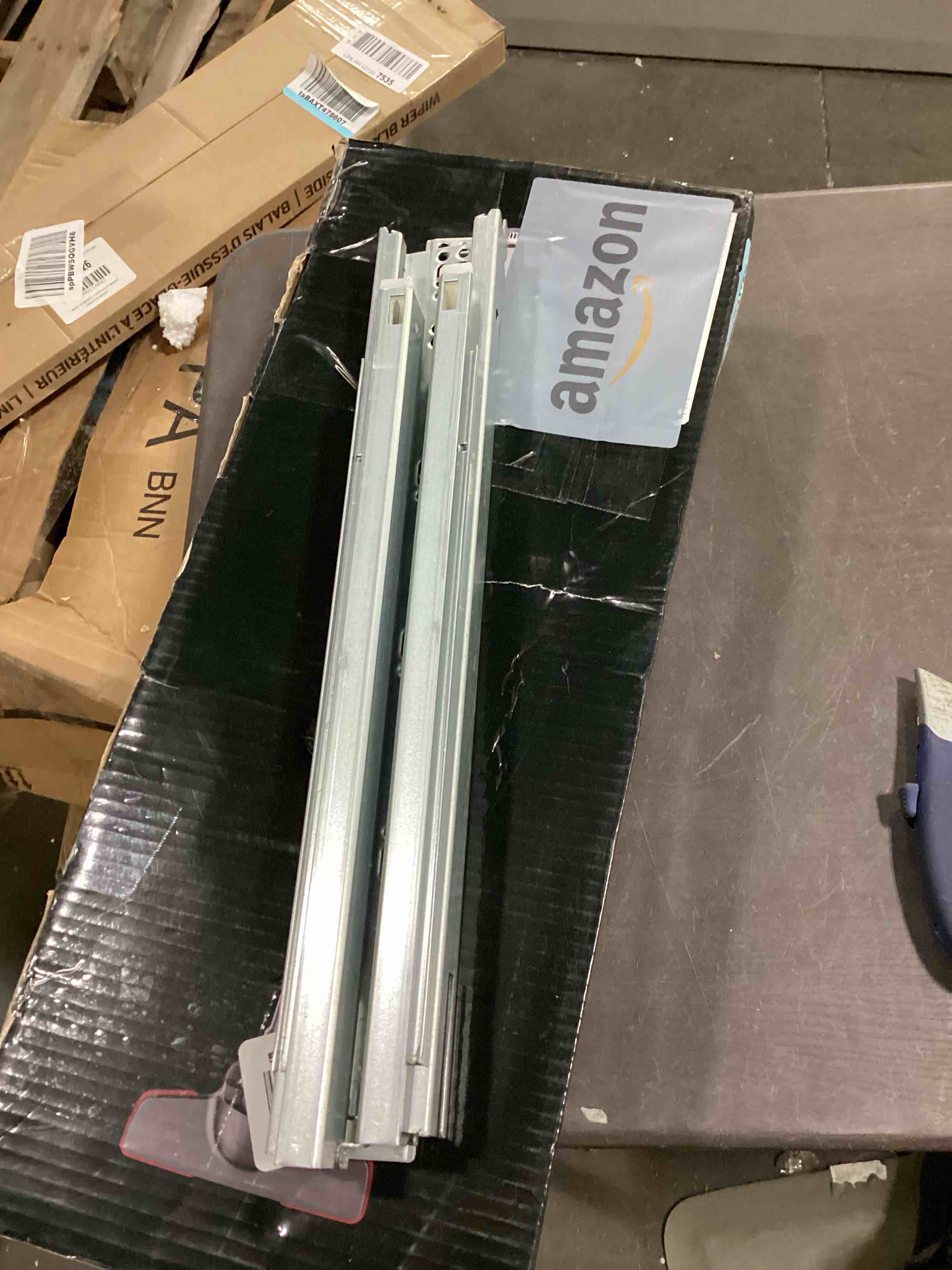 https://s3.amazonaws.com/lotting-images-prod/bidfta/ORG5783590_1714152347685.jpeg