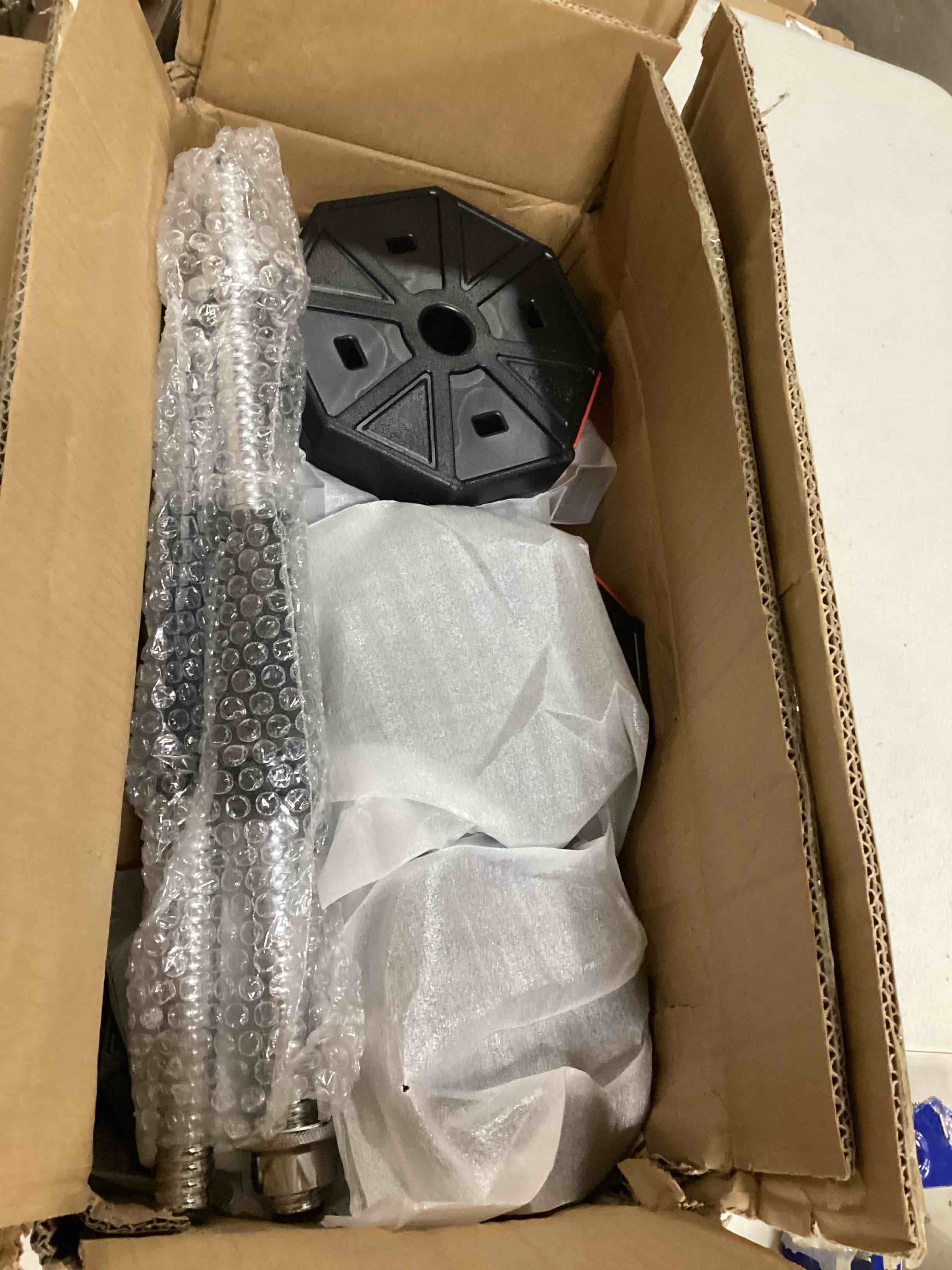 https://s3.amazonaws.com/lotting-images-prod/bidfta/ORG5783922_1714583563033.jpeg